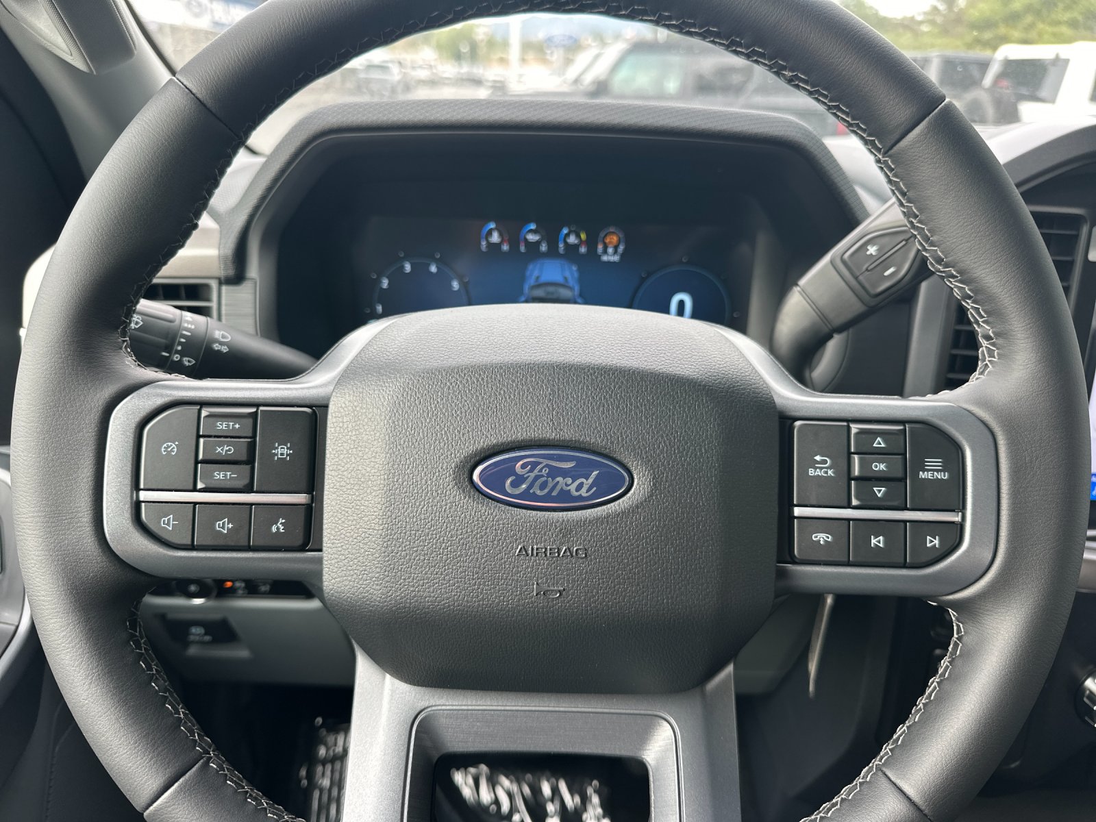 New 2026 Oxford White Ford XLT image 20