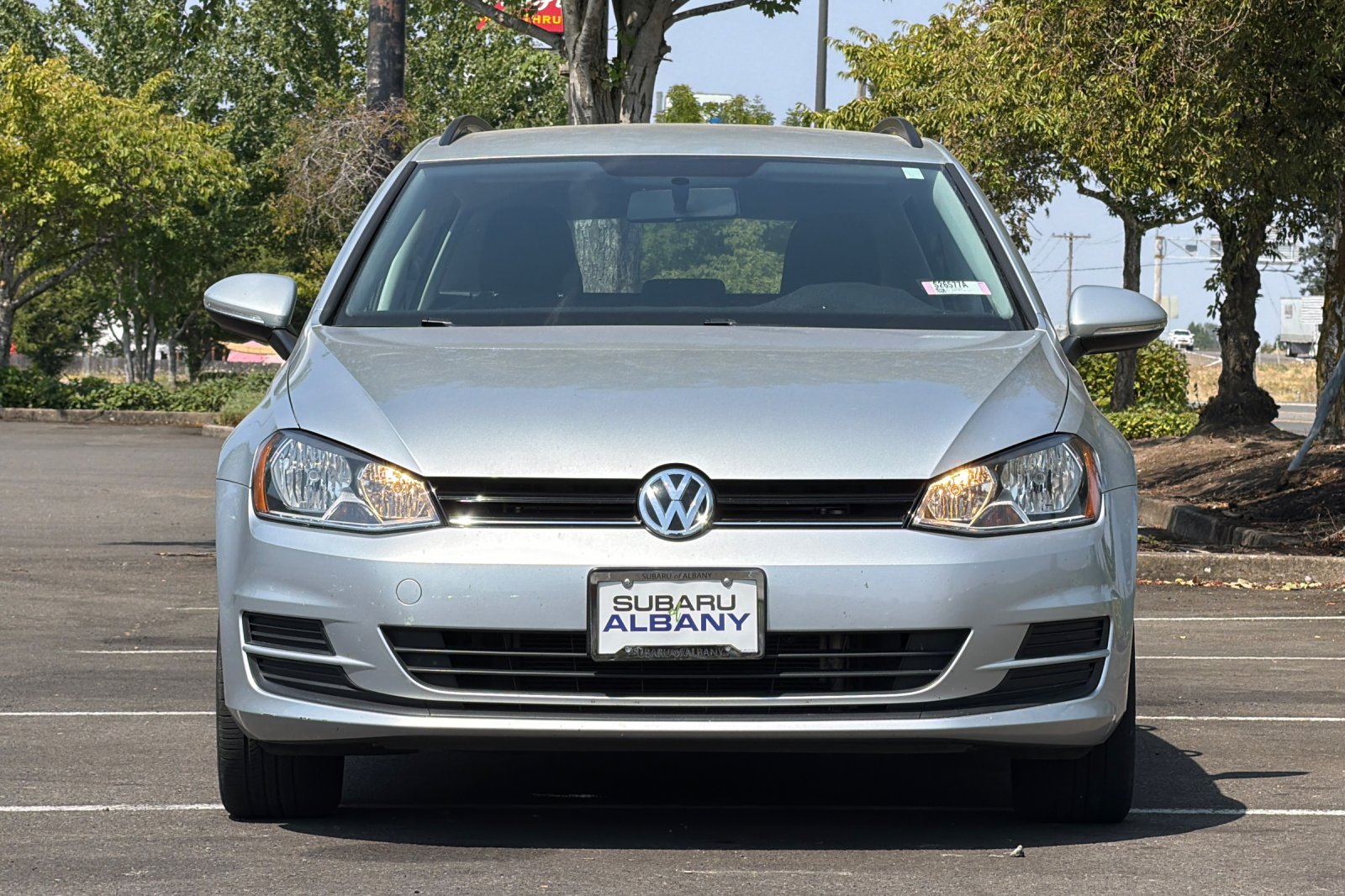 Used 2017 Silver Volkswagen S image 9