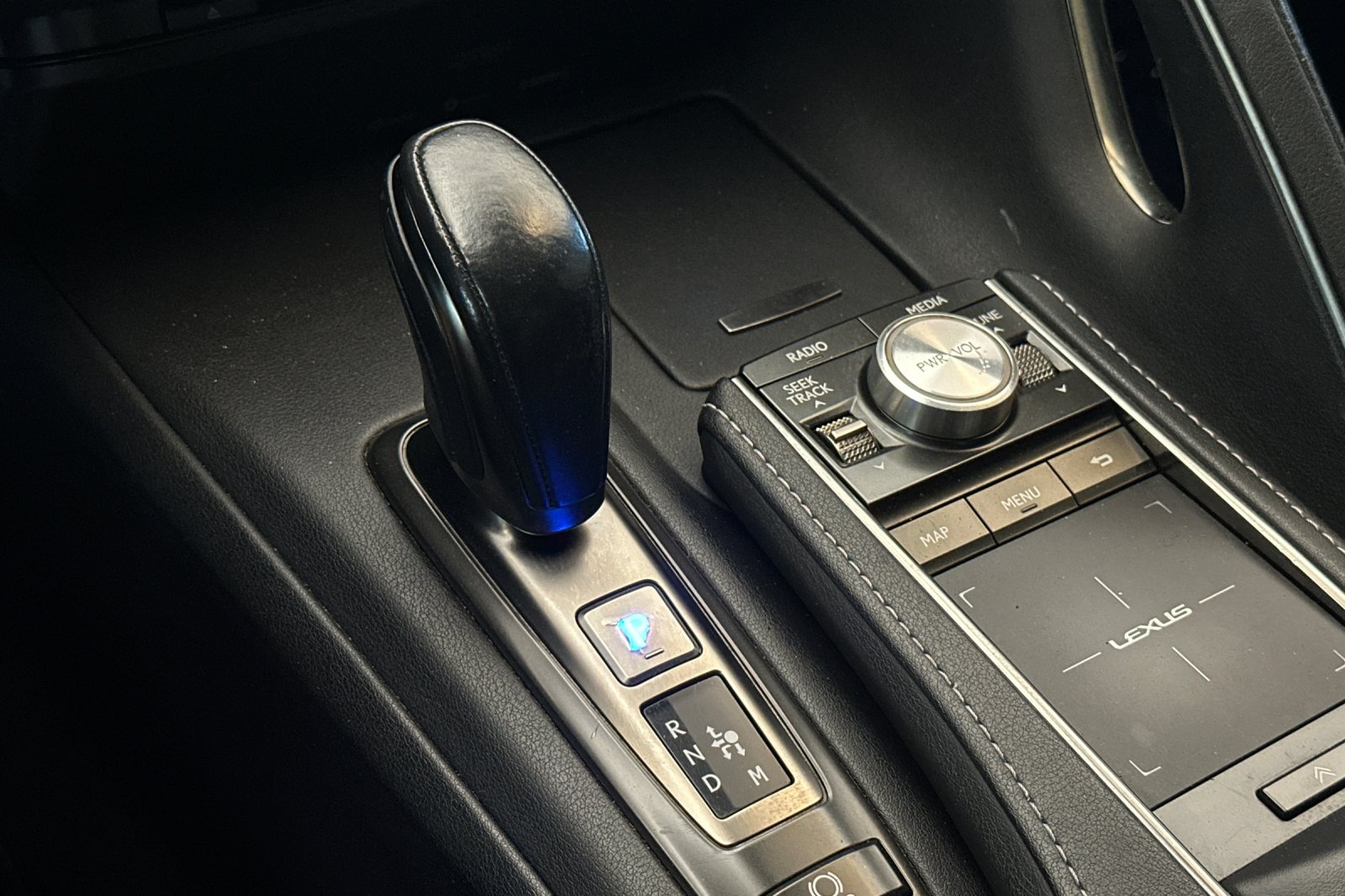 Used 2018 Gray Lexus 500 image 21