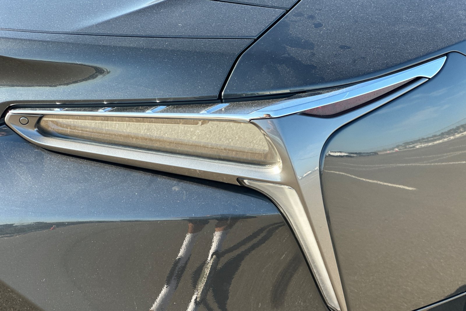 Used 2018 Gray Lexus 500 image 26
