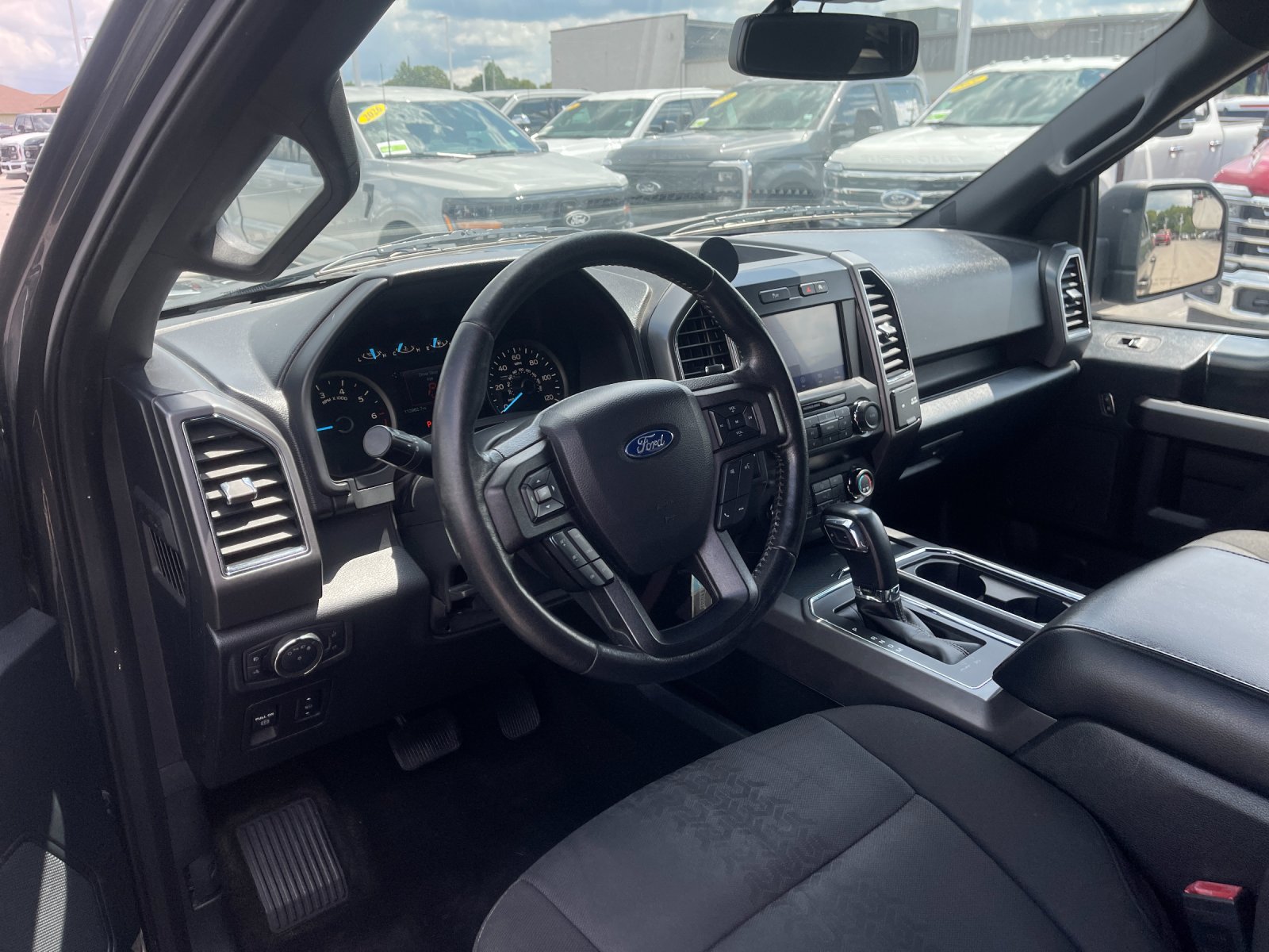 Used 2020 Gray Ford XLT image 11