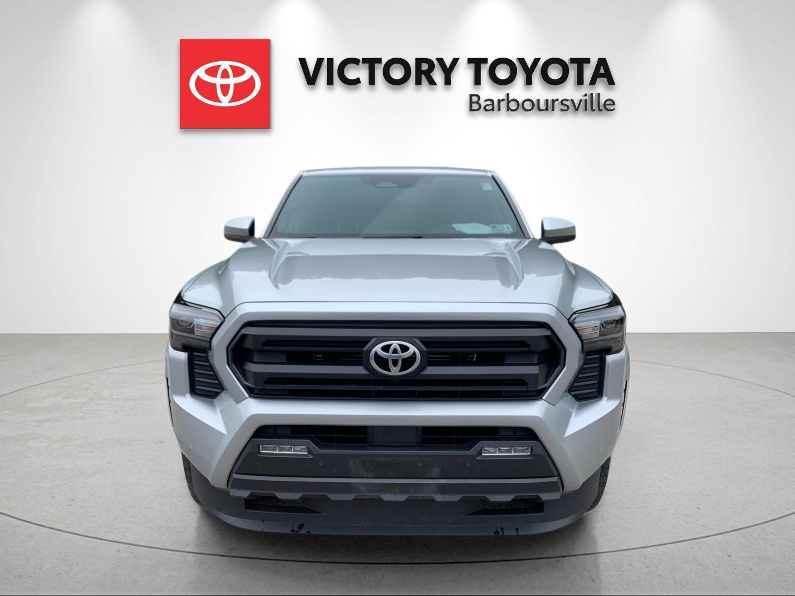 Certified Used 2024 Silver Toyota SR5 image 8