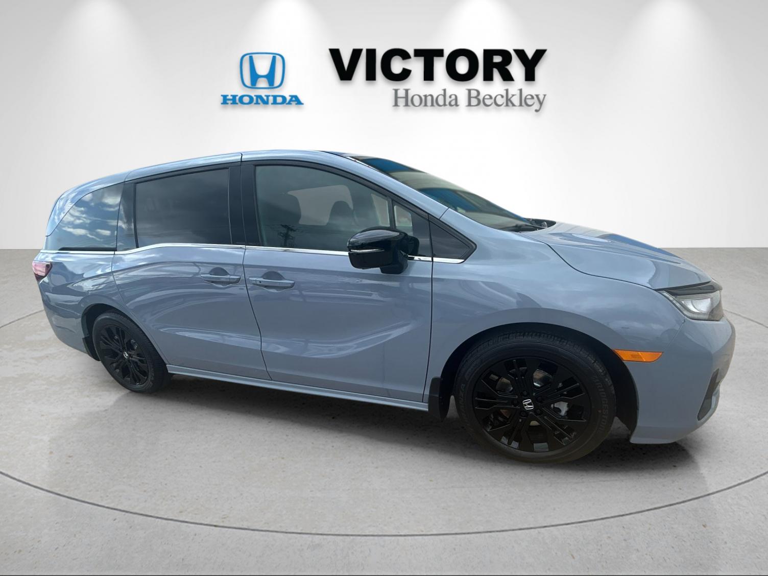 New 2026 Sonic Gray Pearl Honda Sport-L image 7