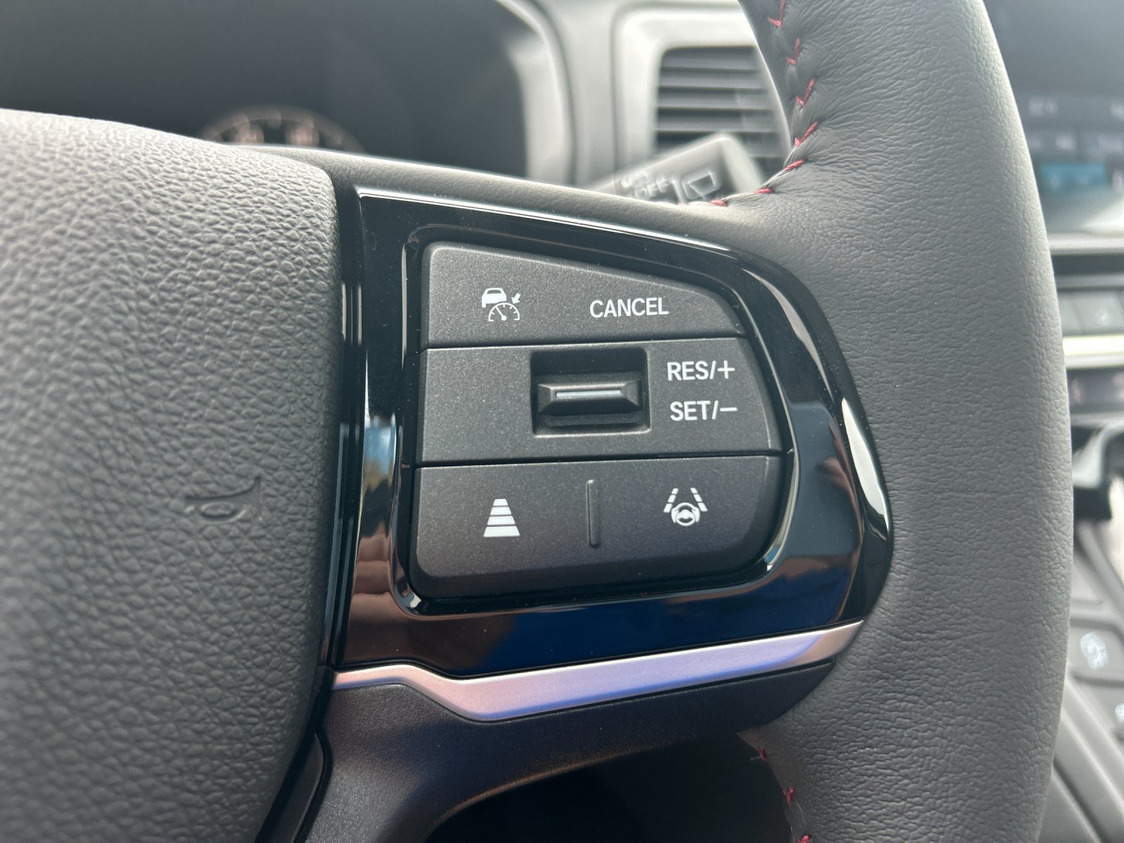 New 2026 Sonic Gray Pearl Honda Sport-L image 31