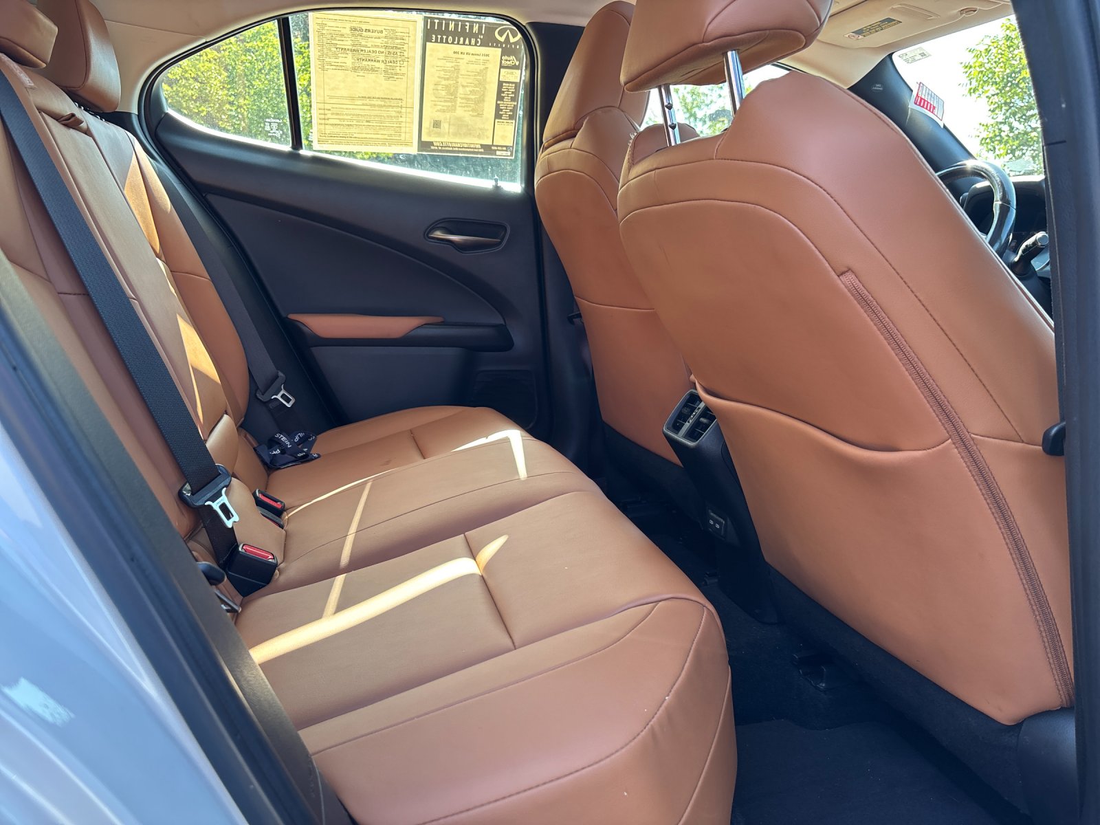 Used 2021 Eminent White Pearl Lexus UX 200 image 37