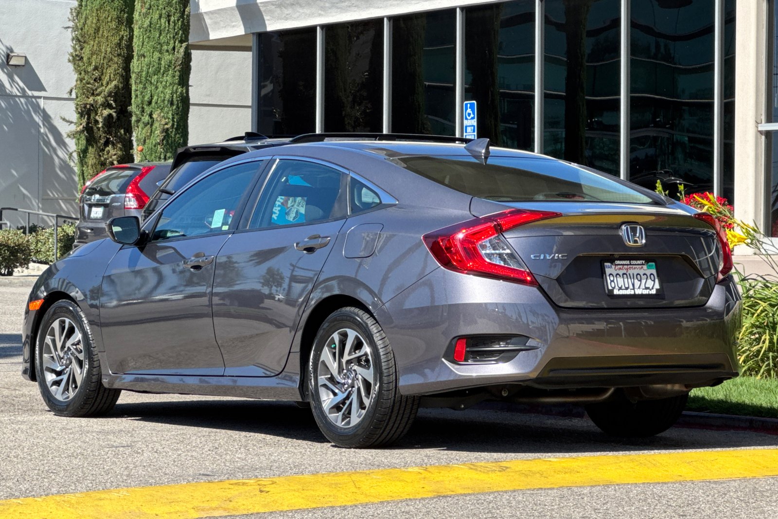 Certified Used 2018 Modern Steel Metallic Honda EX image 6