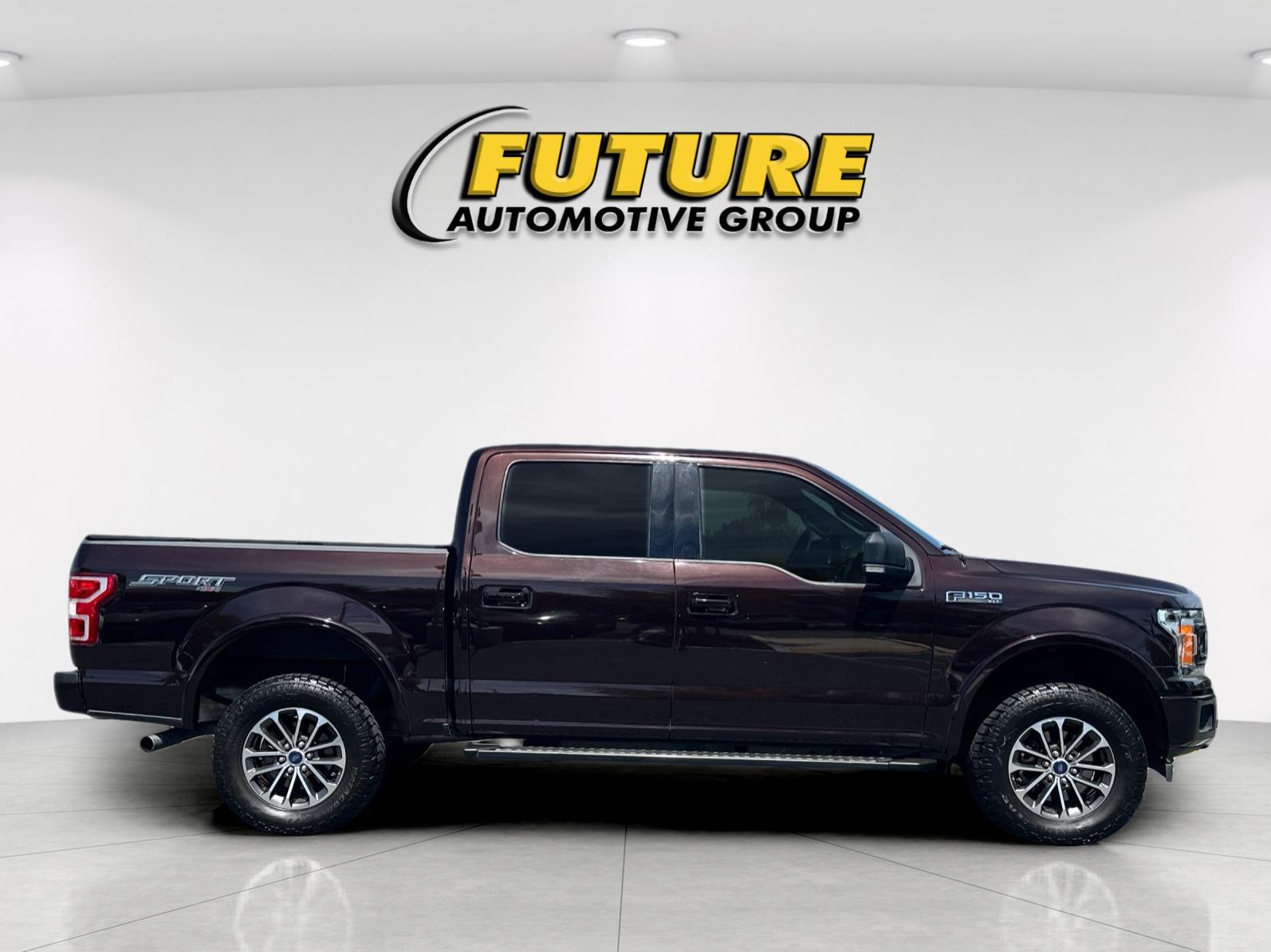 Used 2019 Red Ford XLT image 3