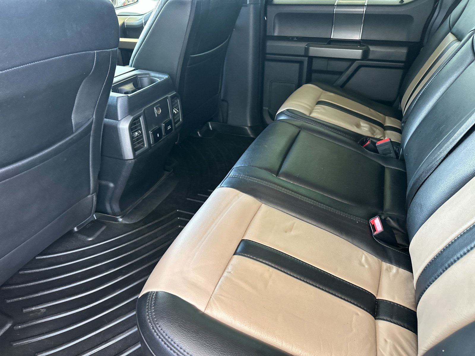 Used 2019 Red Ford XLT image 12