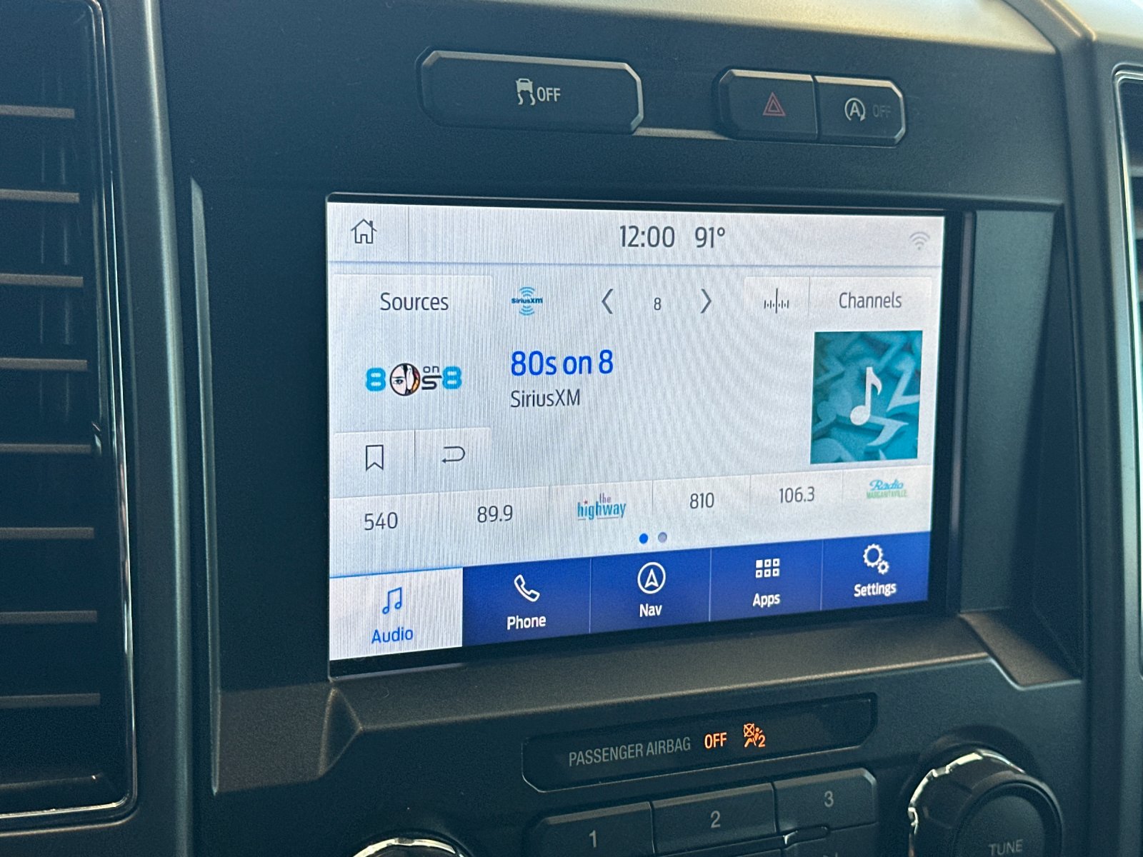 Used 2019 Red Ford XLT image 17