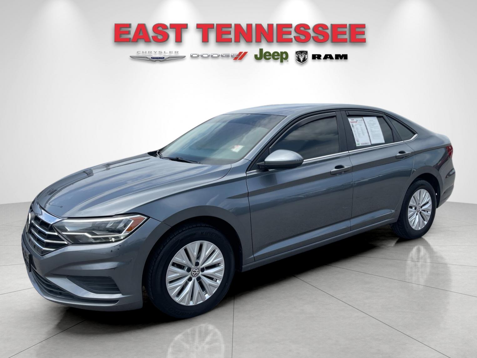 Used 2019 Gray Volkswagen 1.4T S image 7
