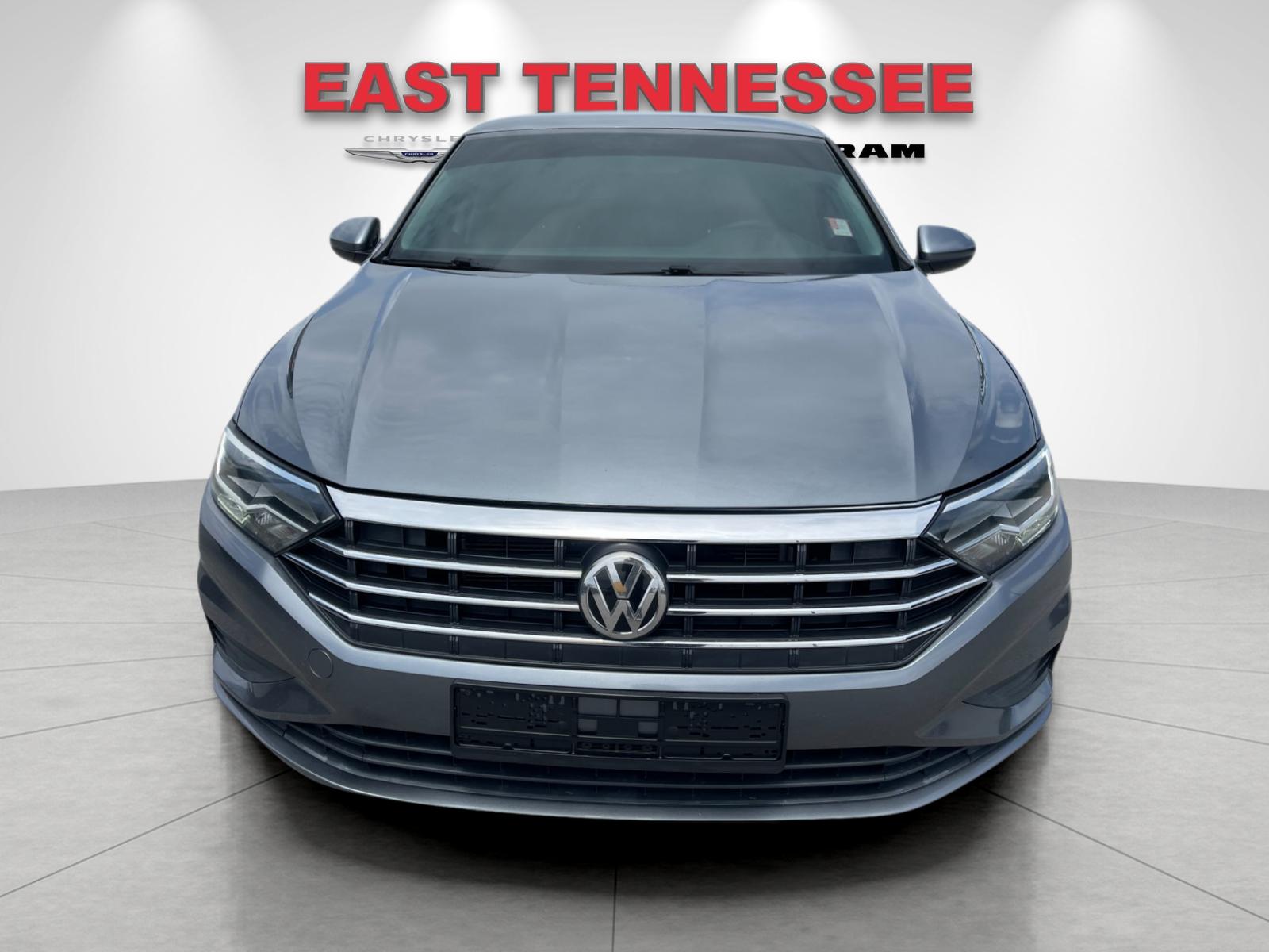 Used 2019 Gray Volkswagen 1.4T S image 9