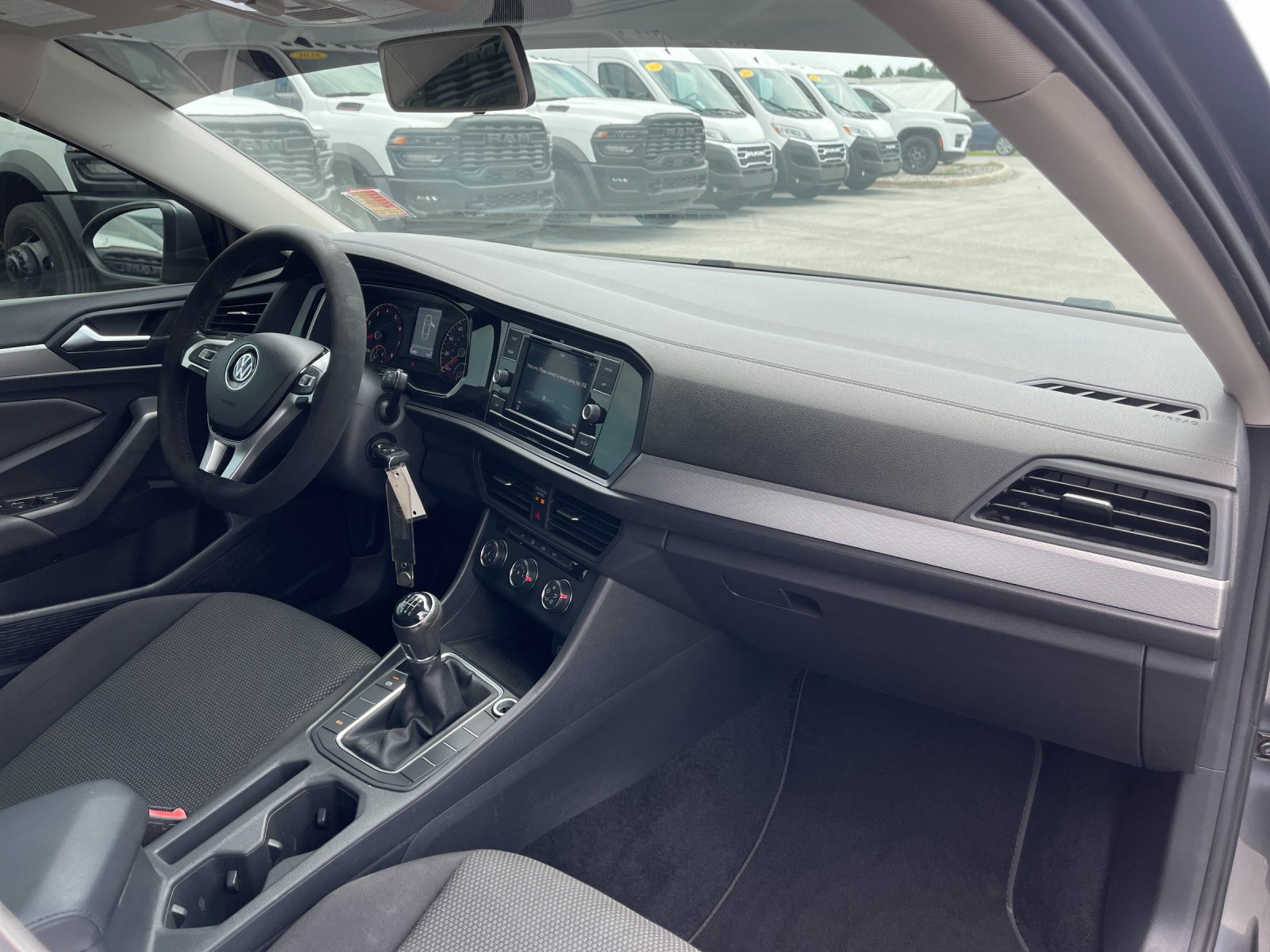 Used 2019 Gray Volkswagen 1.4T S image 17