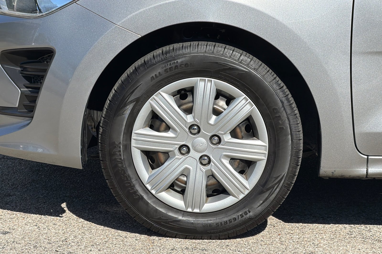 Used 2022 Steel Gray Kia S image 24