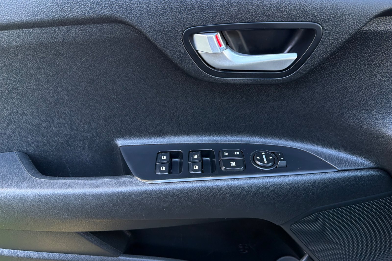 Used 2022 Steel Gray Kia S image 11