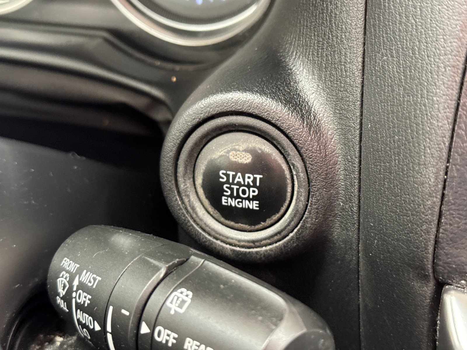 Used 2016 Gray Mazda Grand Touring image 21