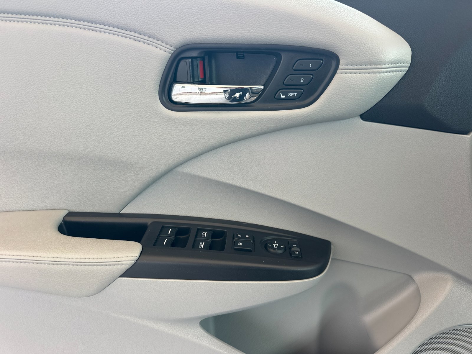 Used 2017 Silver Acura Advance Package image 10