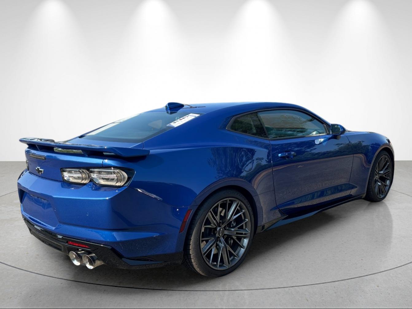 Used 2023 Riverside Blue Metallic Chevrolet ZL1 image 5
