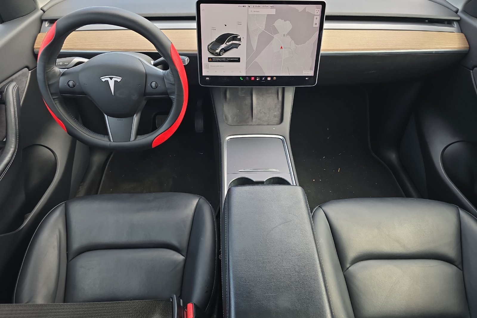 Used 2021  Tesla Long Range image 9