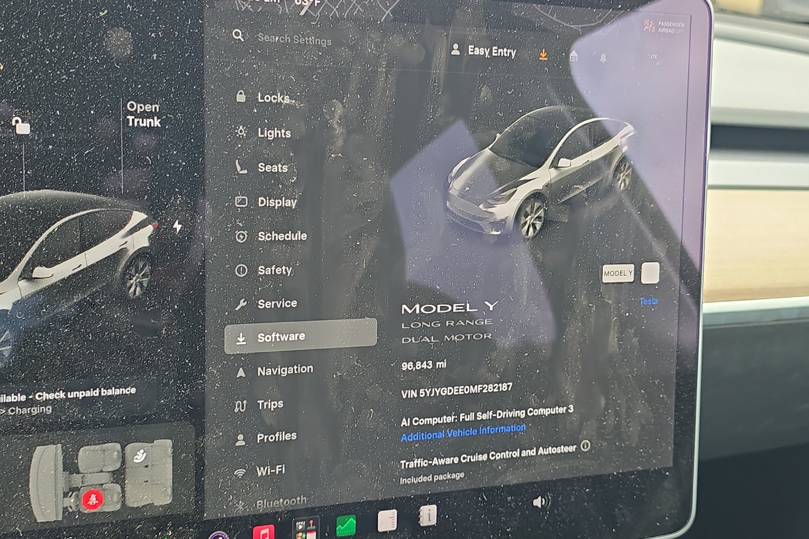 Used 2021  Tesla Long Range image 24