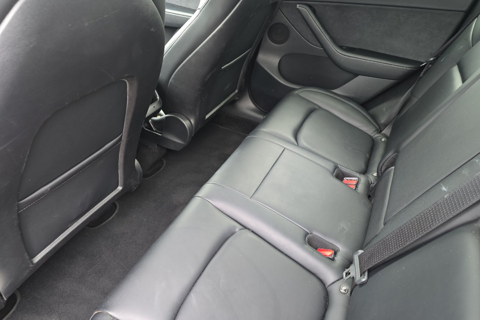 Used 2021  Tesla Long Range image 9