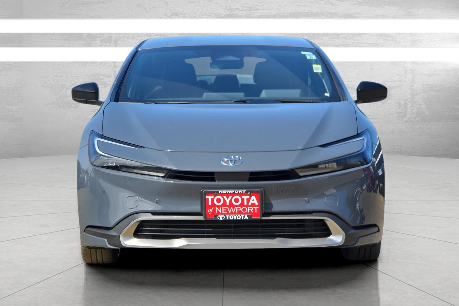 Used 2023 Gray Toyota SE image 6