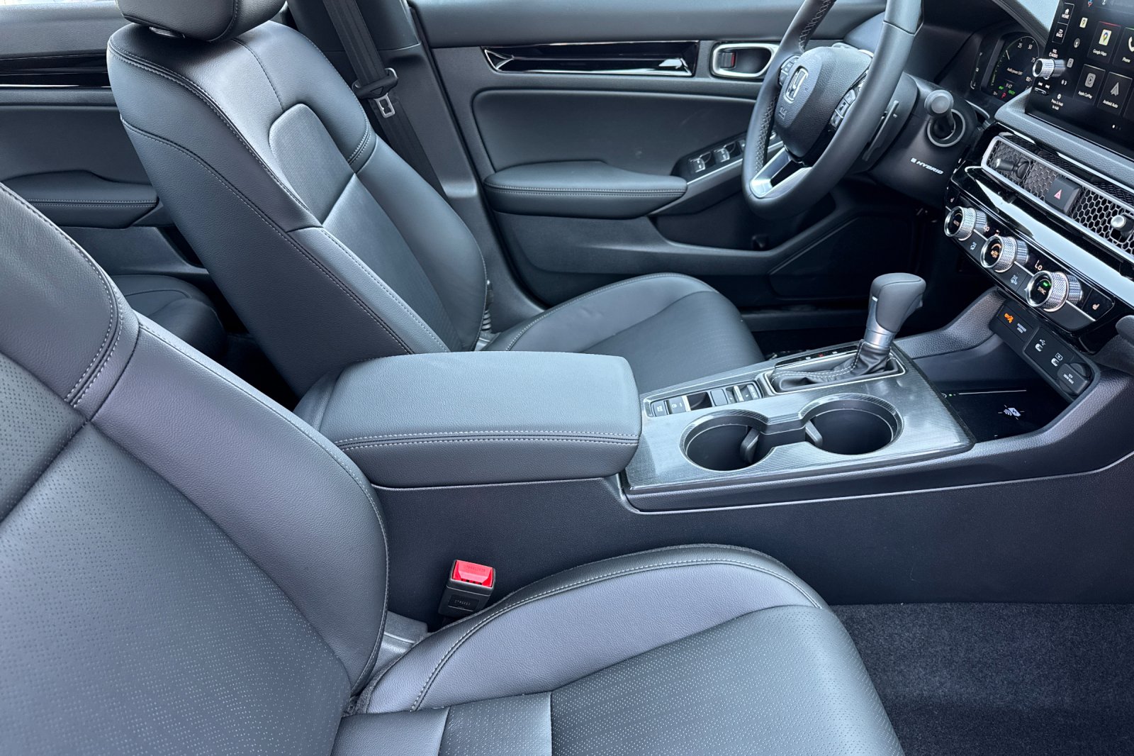 New 2026 Urban Gray Pearl Honda 2WD Sport Touring Hybrid image 16