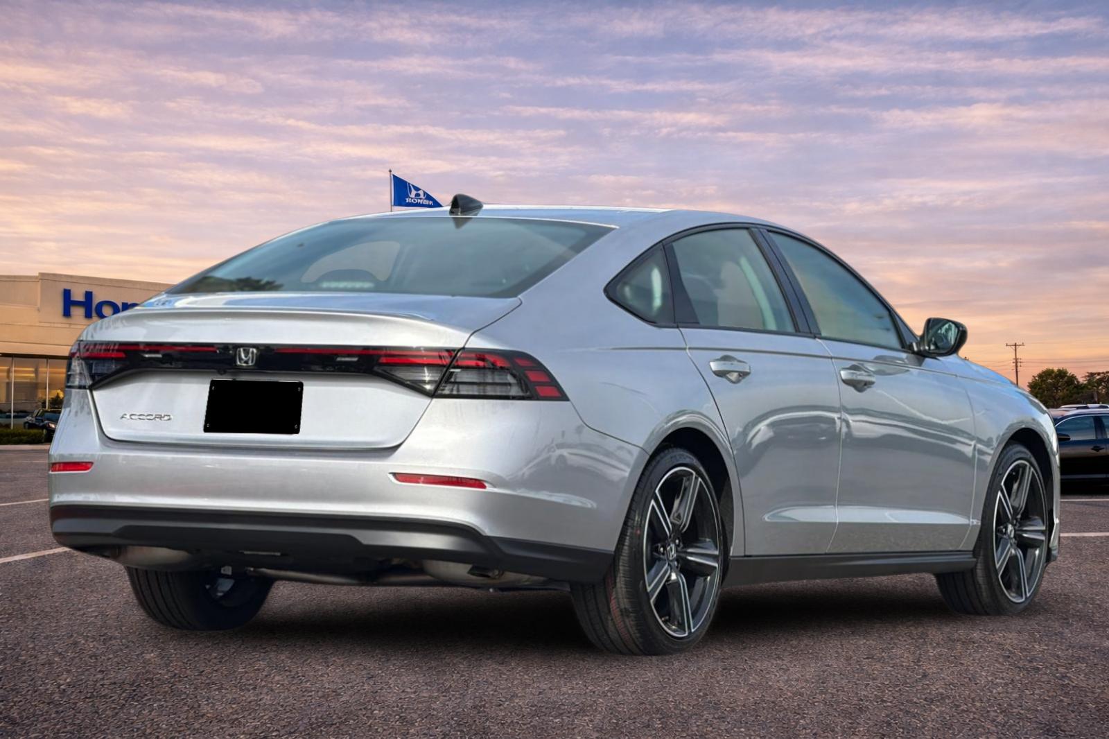 New 2026 Solar Silver Metallic Honda SE image 4