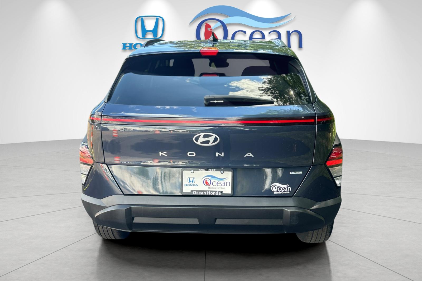 Used 2025 Denim Blue Hyundai SEL image 4