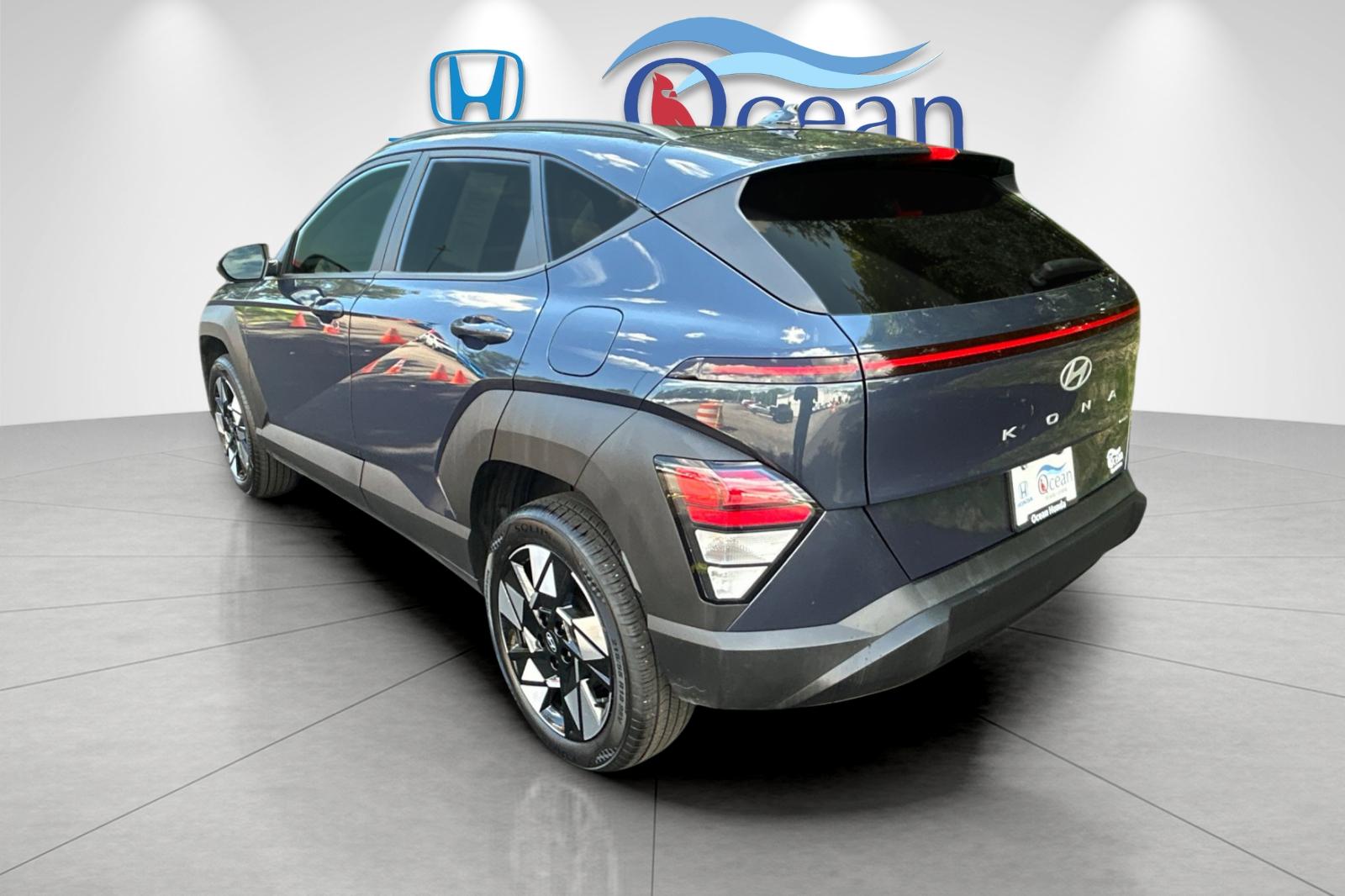 Used 2025 Denim Blue Hyundai SEL image 5