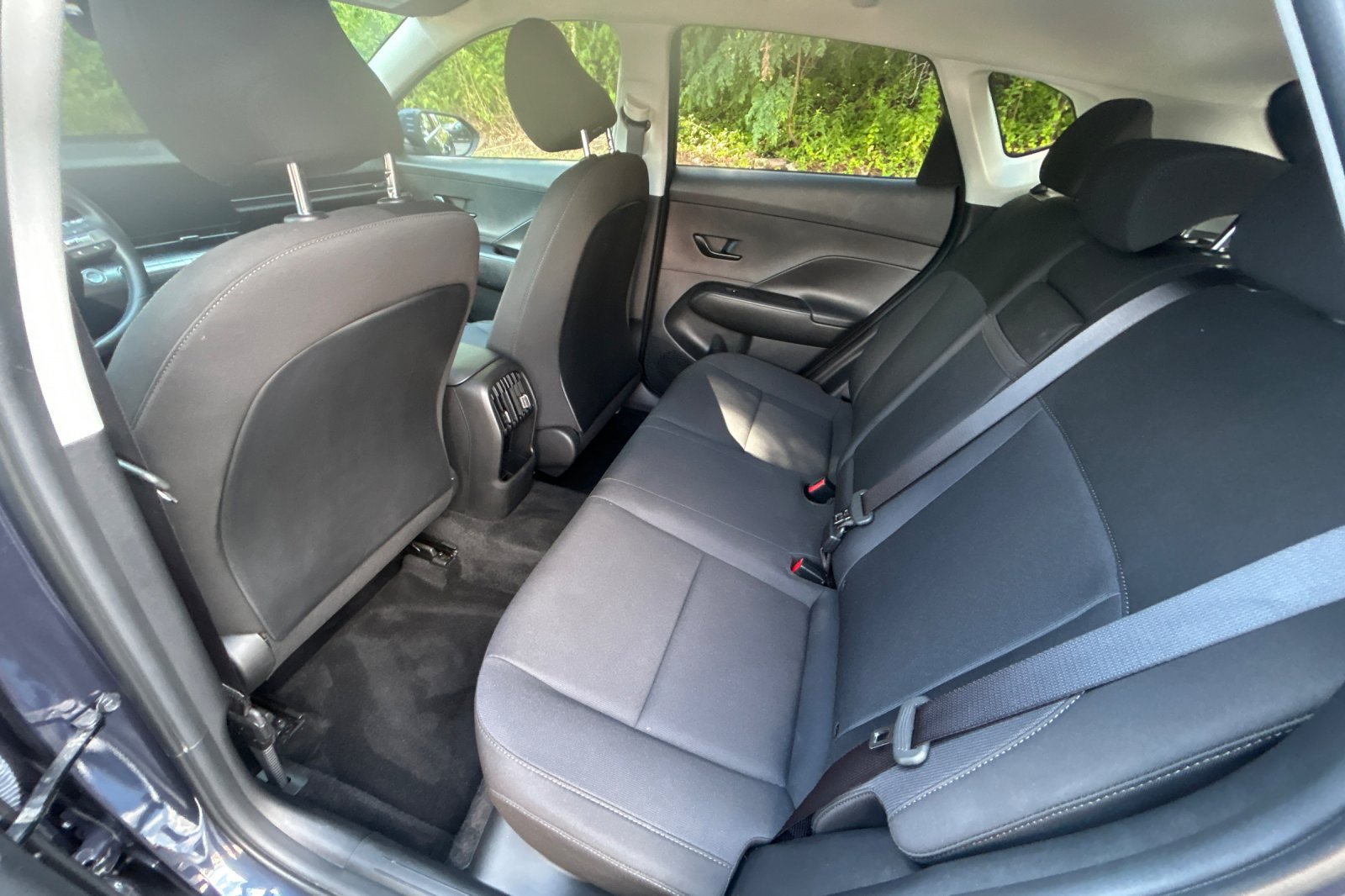Used 2025 Denim Blue Hyundai SEL image 12
