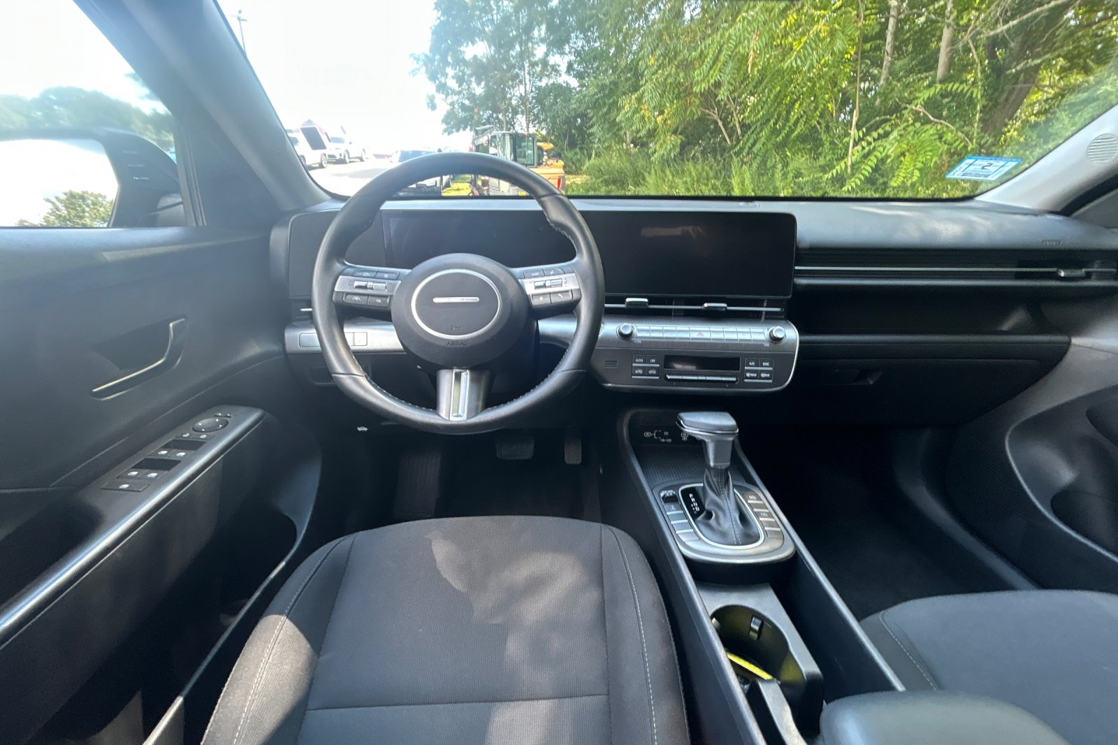 Used 2025 Denim Blue Hyundai SEL image 14