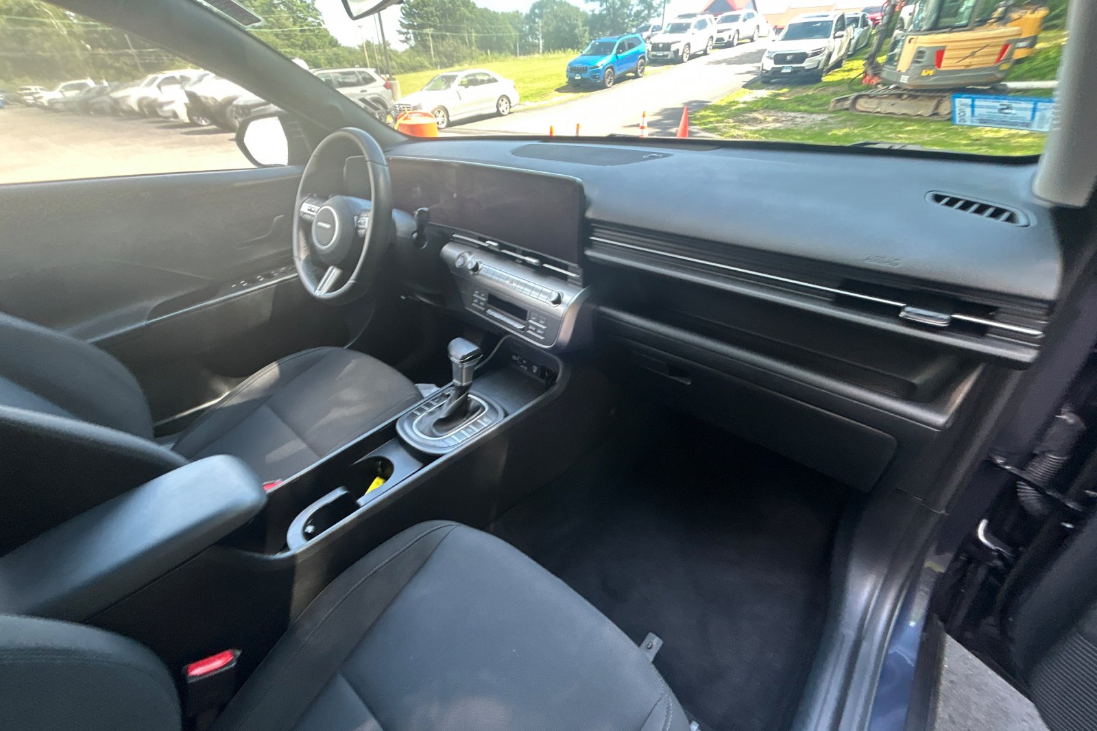 Used 2025 Denim Blue Hyundai SEL image 16