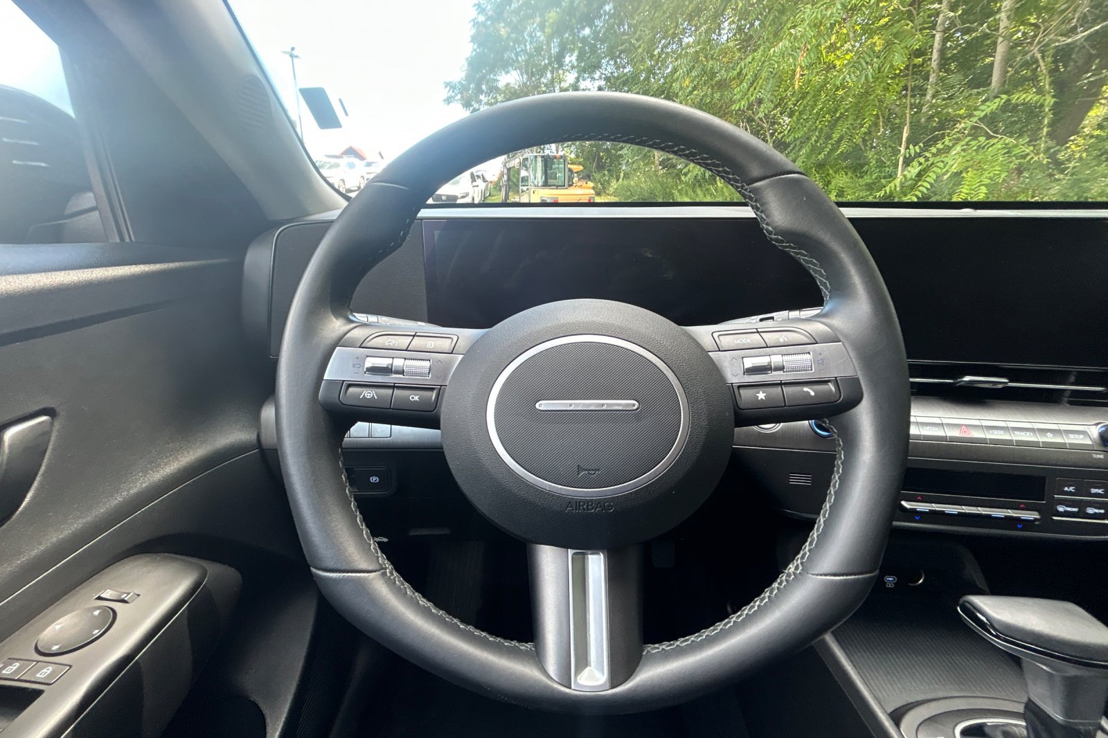 Used 2025 Denim Blue Hyundai SEL image 22