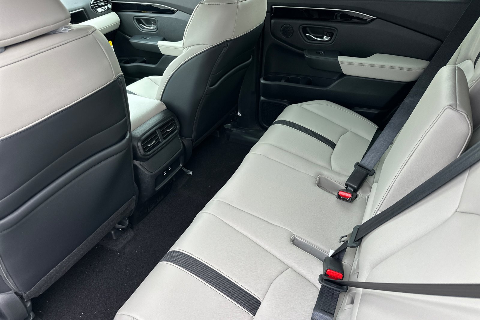 New 2026 Platinum White Pearl Honda RTL Towing image 12