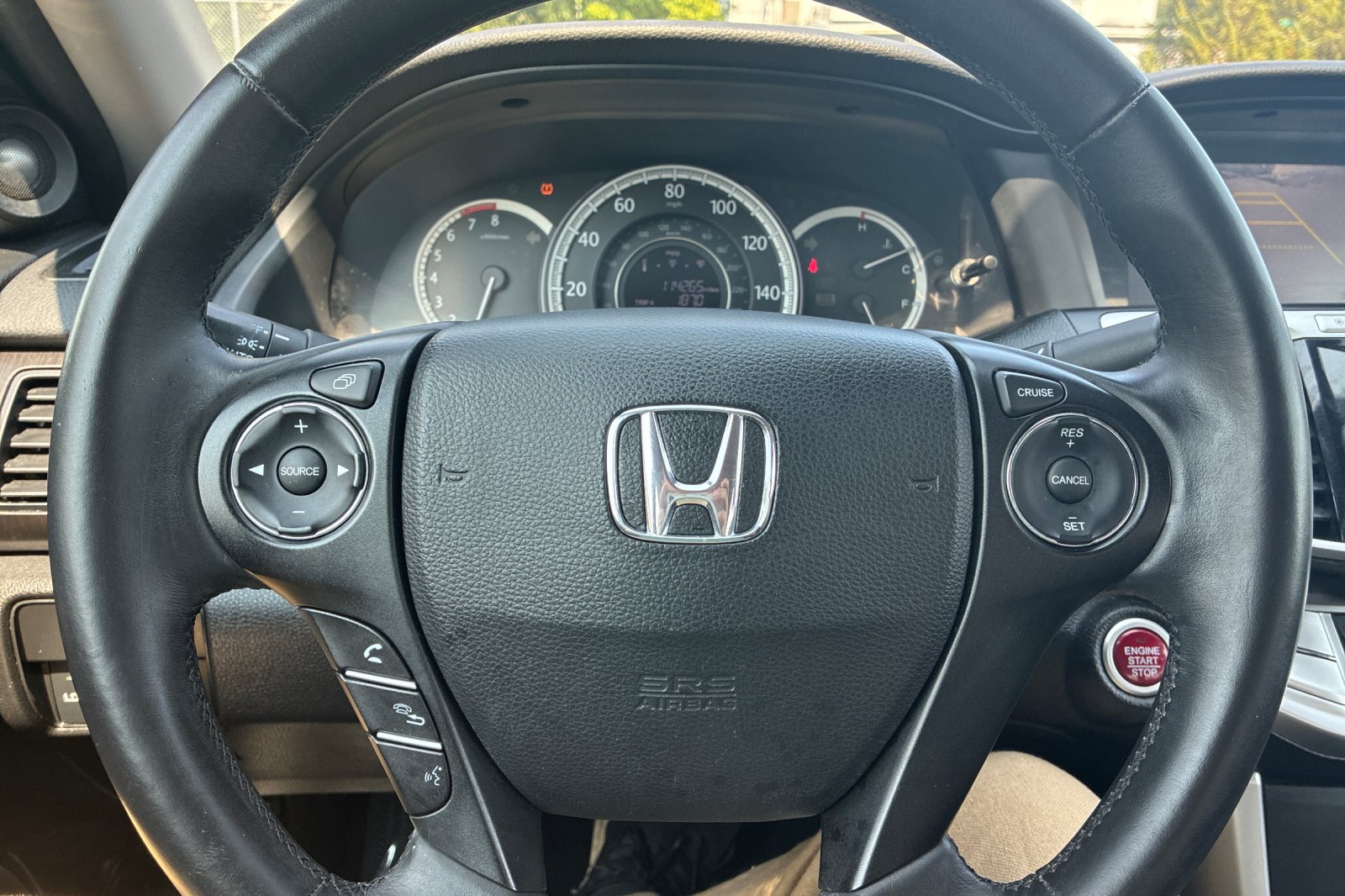 Used 2014 Crystal Black Pearl Honda EX-L image 23