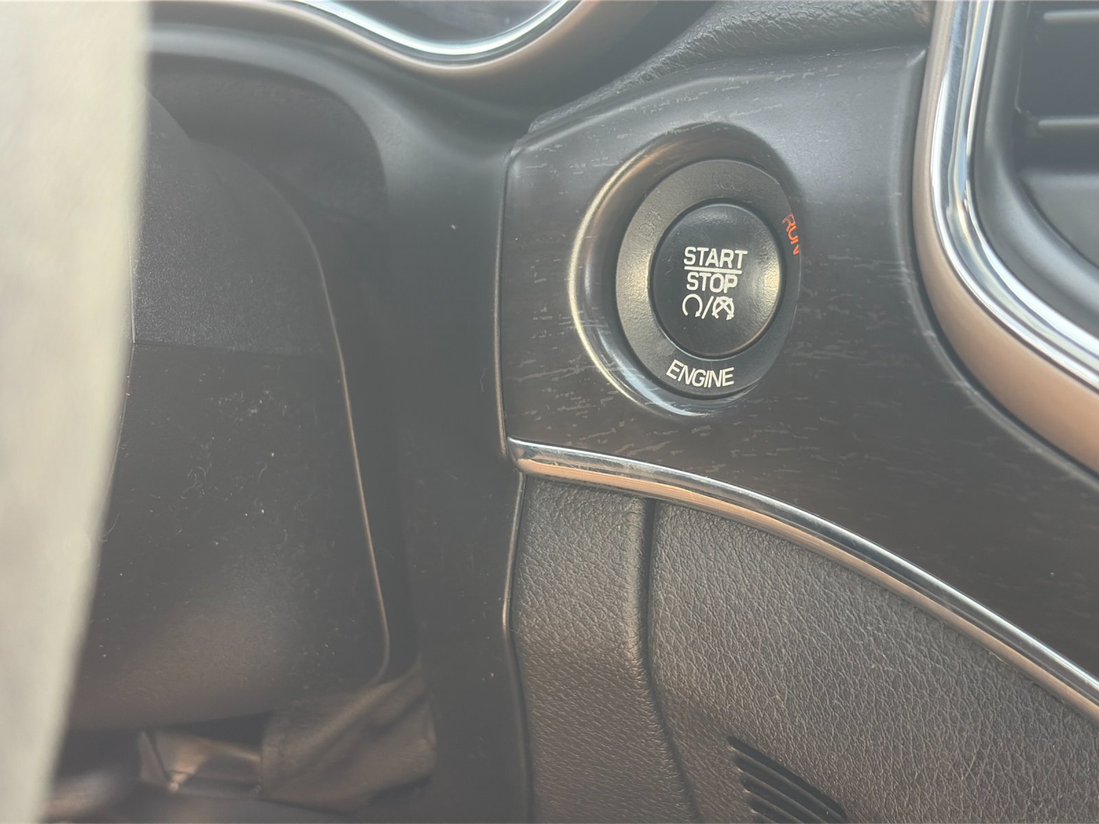 Used 2014 Brilliant Black Crystal Pearlcoat Jeep Limited image 23