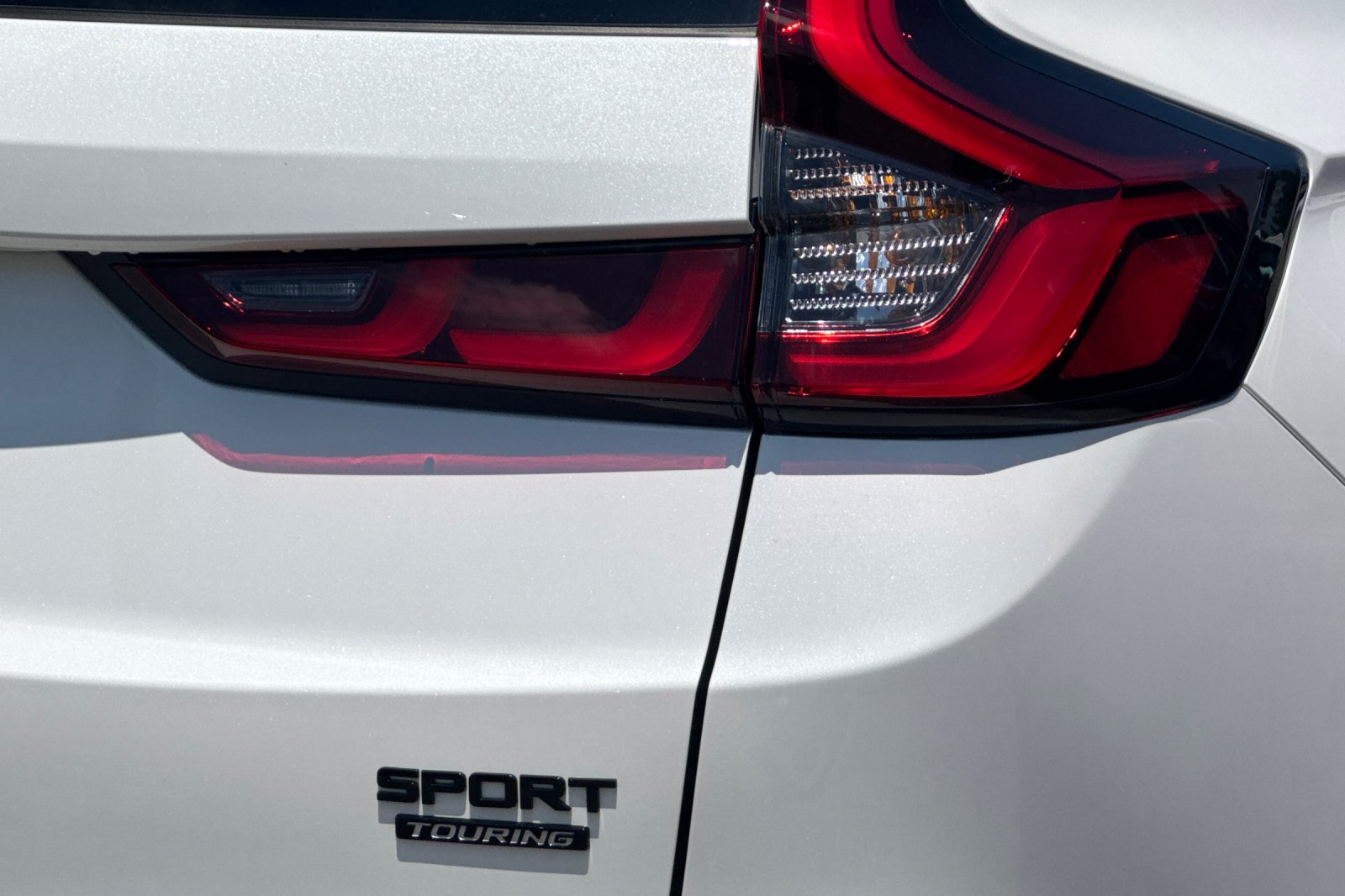 New 2026 Platinum White Pearl Honda AWD Sport Touring Hybrid image 33