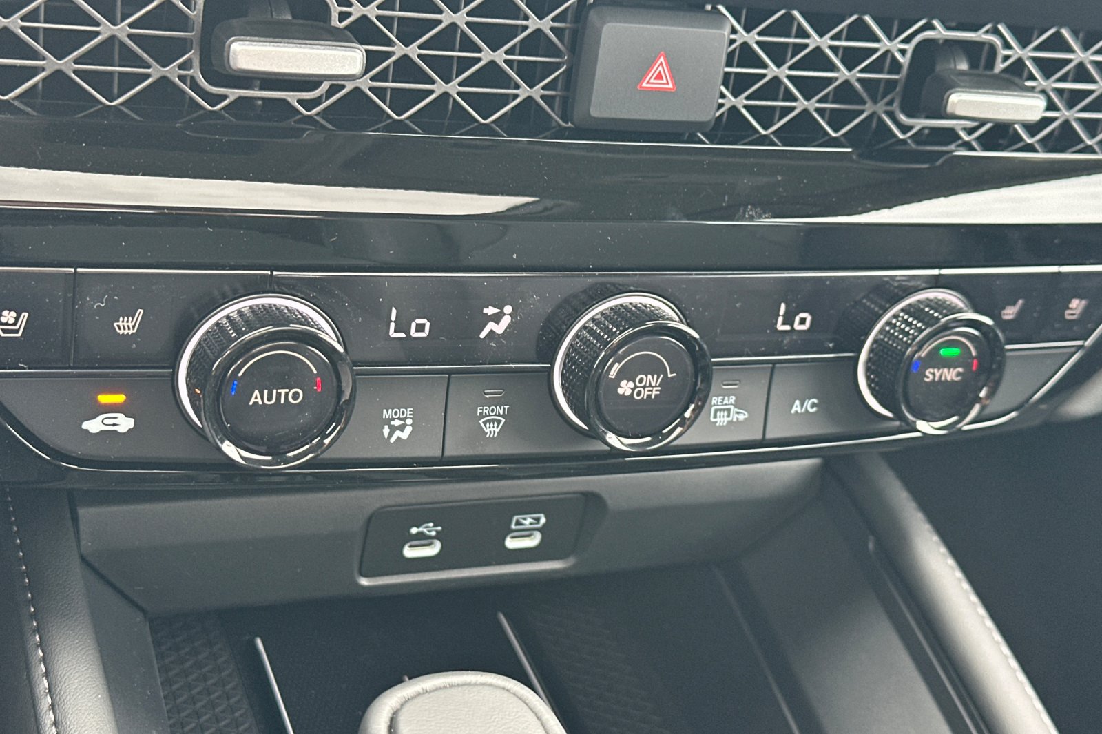 New 2026 Platinum White Pearl Honda Touring Hybrid image 21
