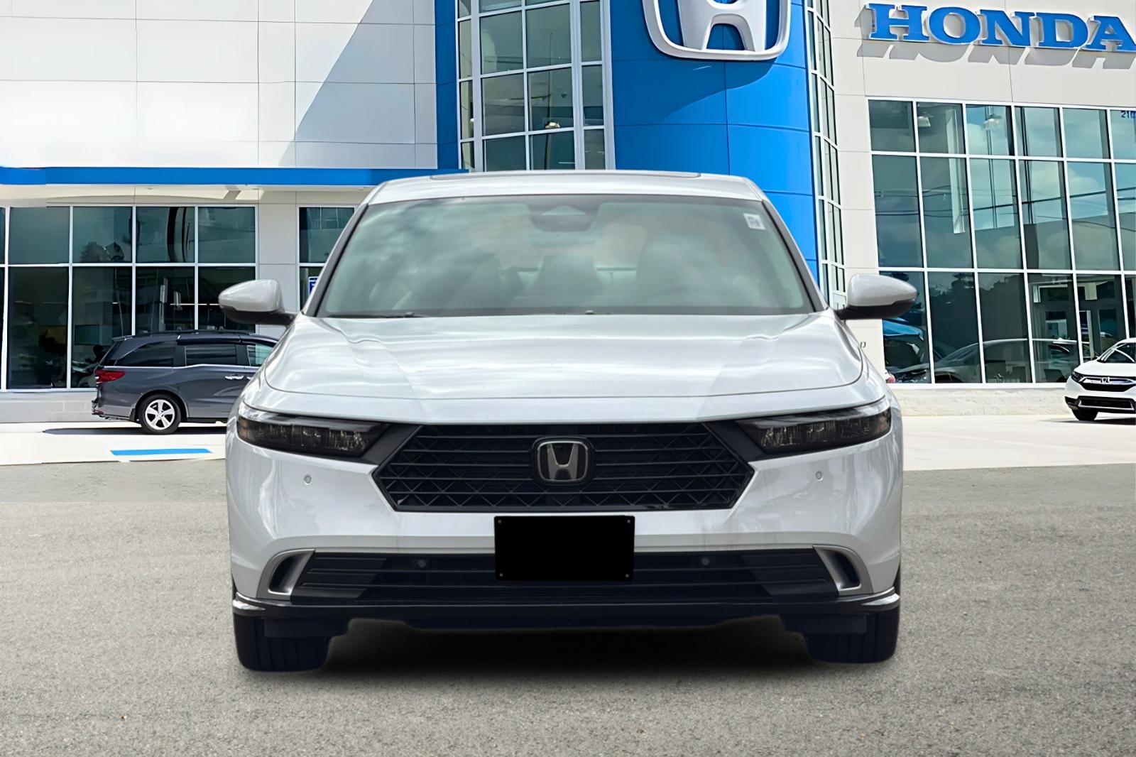 New 2026 Platinum White Pearl Honda Touring Hybrid image 8