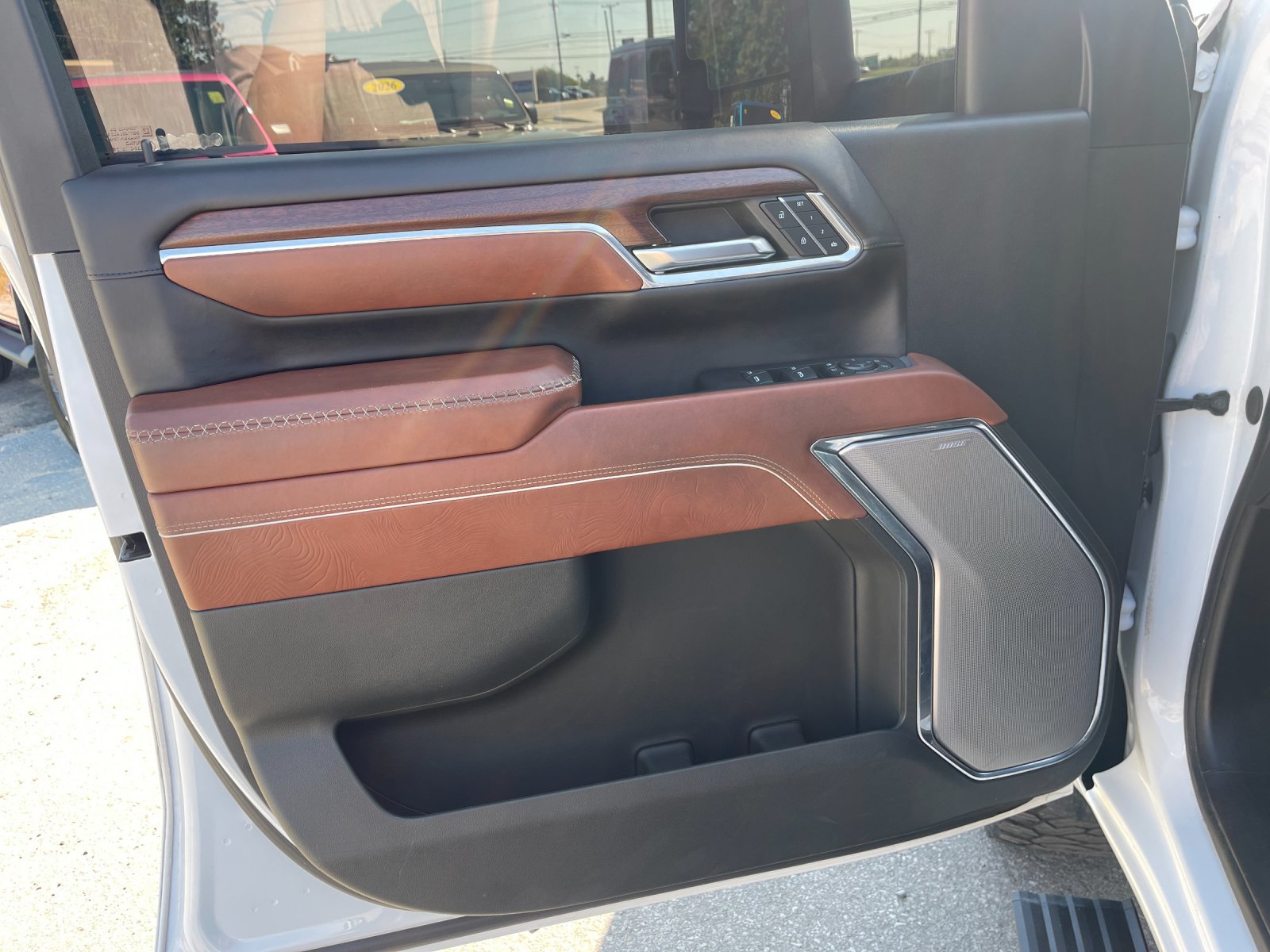 Used 2024 White GMC Denali Ultimate image 12