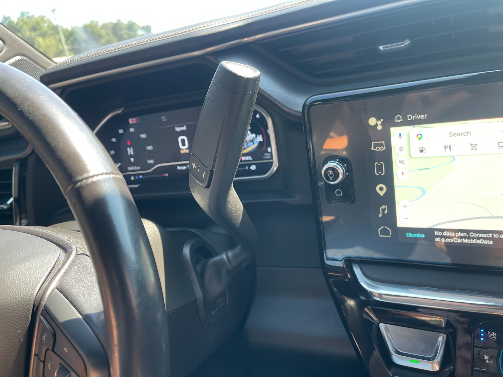 Used 2024 White GMC Denali Ultimate image 26
