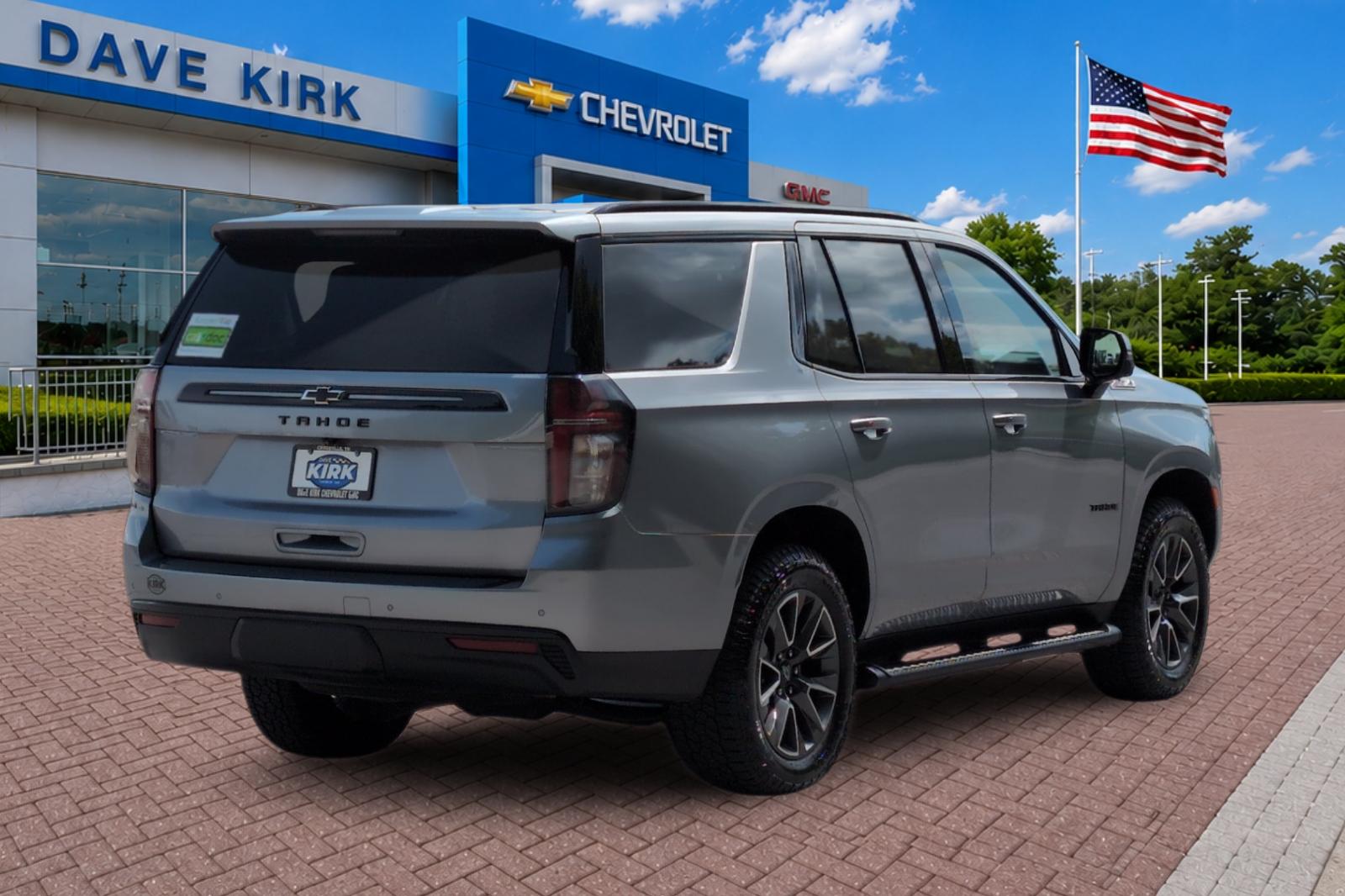 Used 2023 Gray Chevrolet Z71 image 3