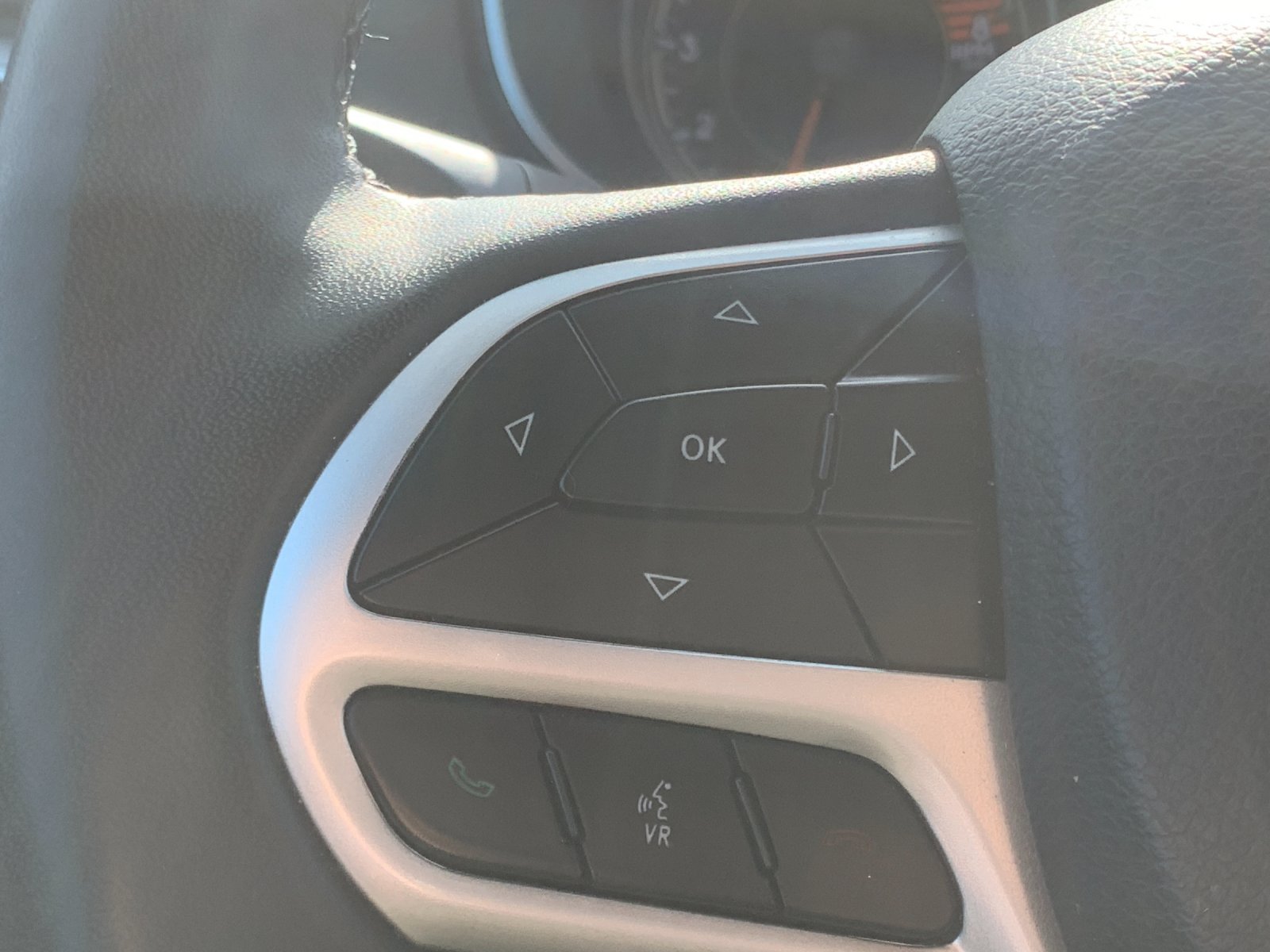 Used 2022 Blue Jeep X image 29