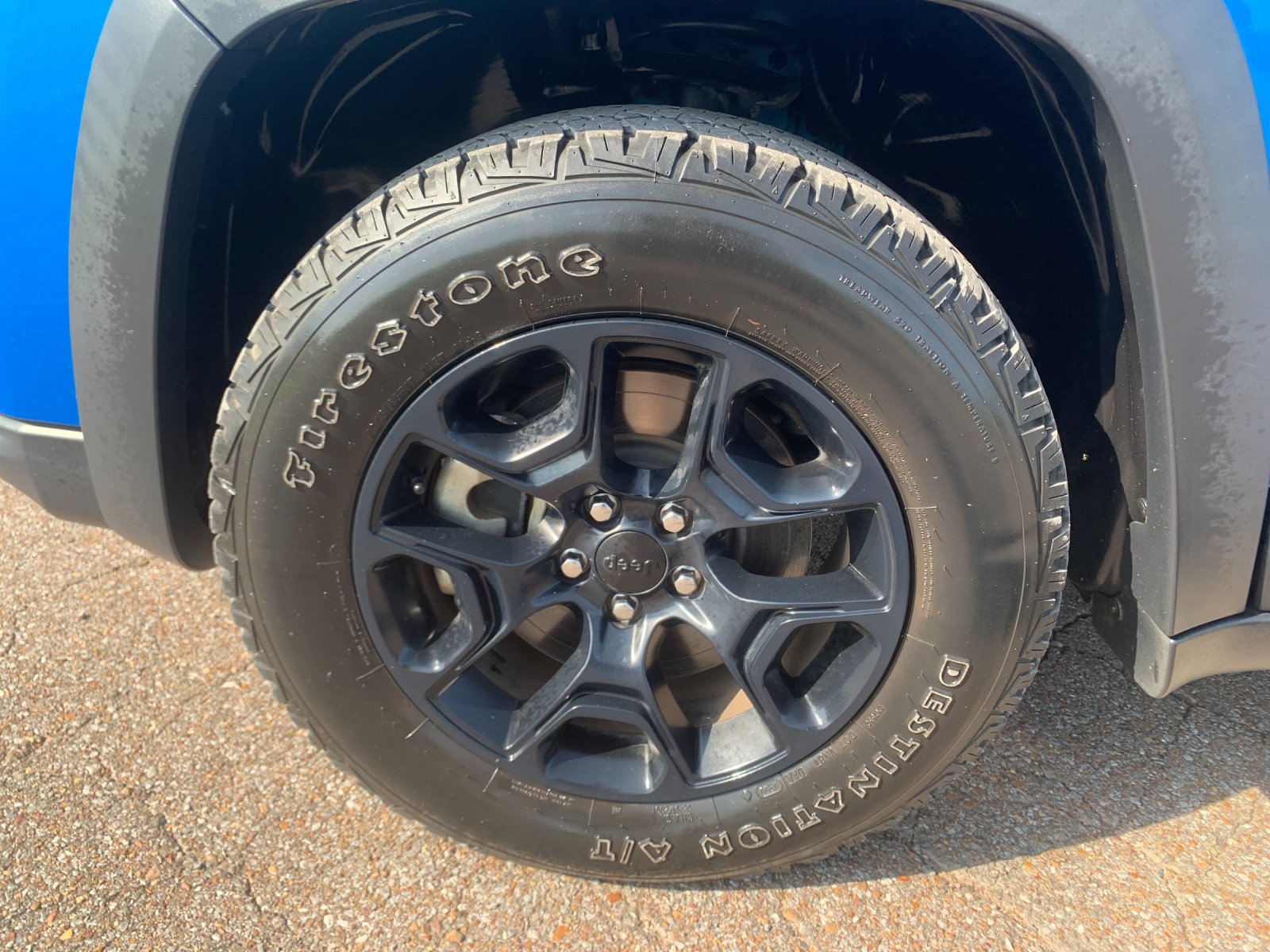 Used 2022 Blue Jeep X image 34