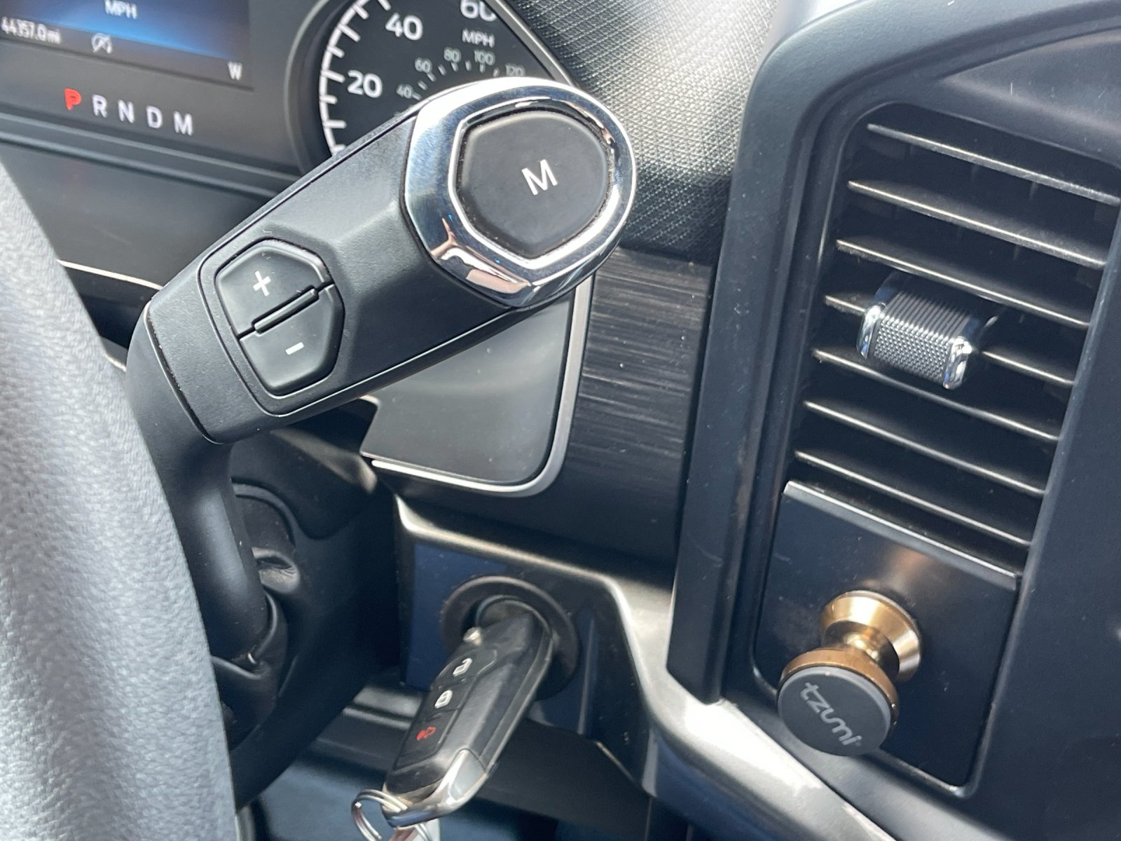 Used 2023 White Ford XL image 23