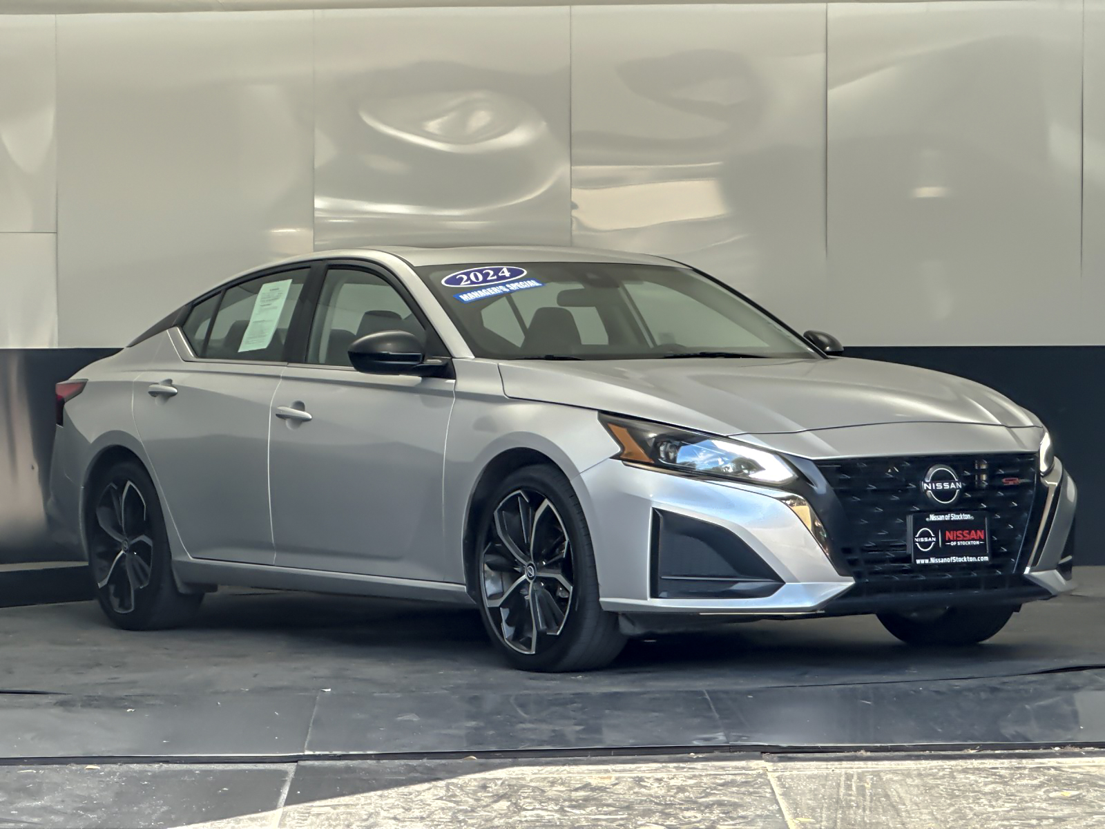 2024 Nissan Altima 2.5 SR