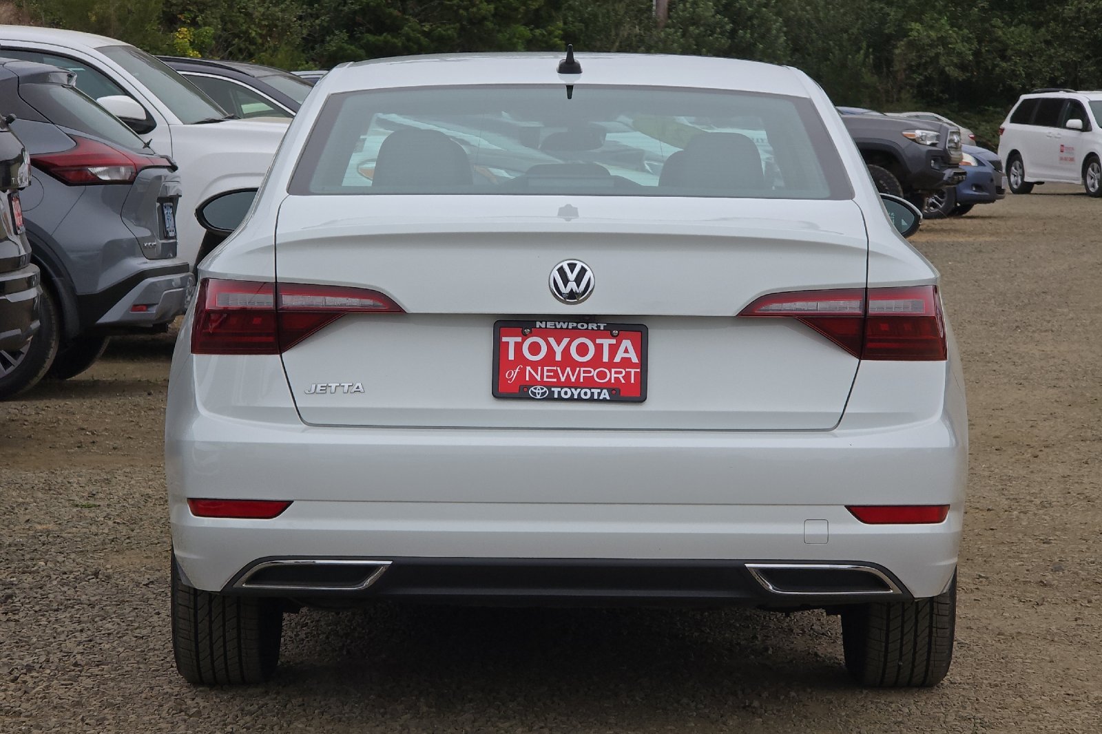 Used 2021 White Volkswagen SEL Premium image 5