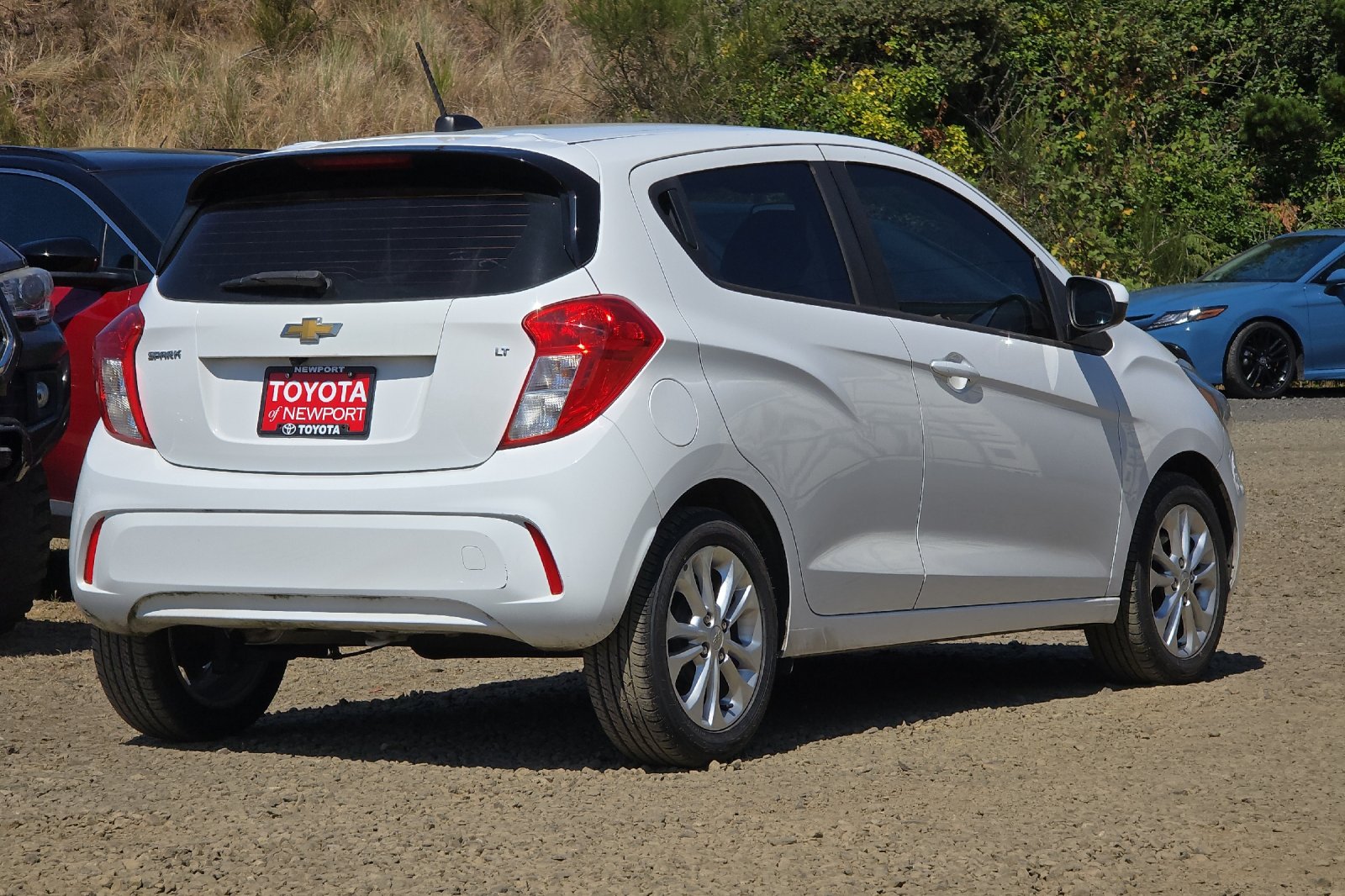 Used 2022 White Chevrolet 1LT image 4