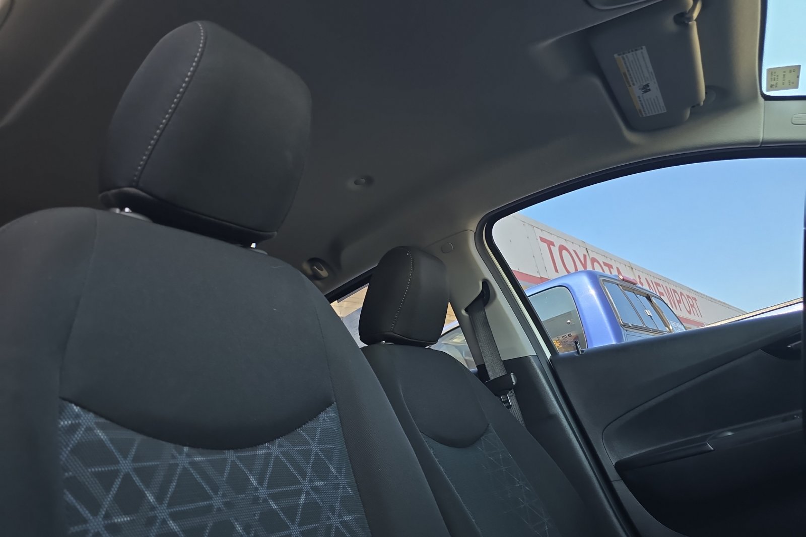 Used 2022 White Chevrolet 1LT image 14