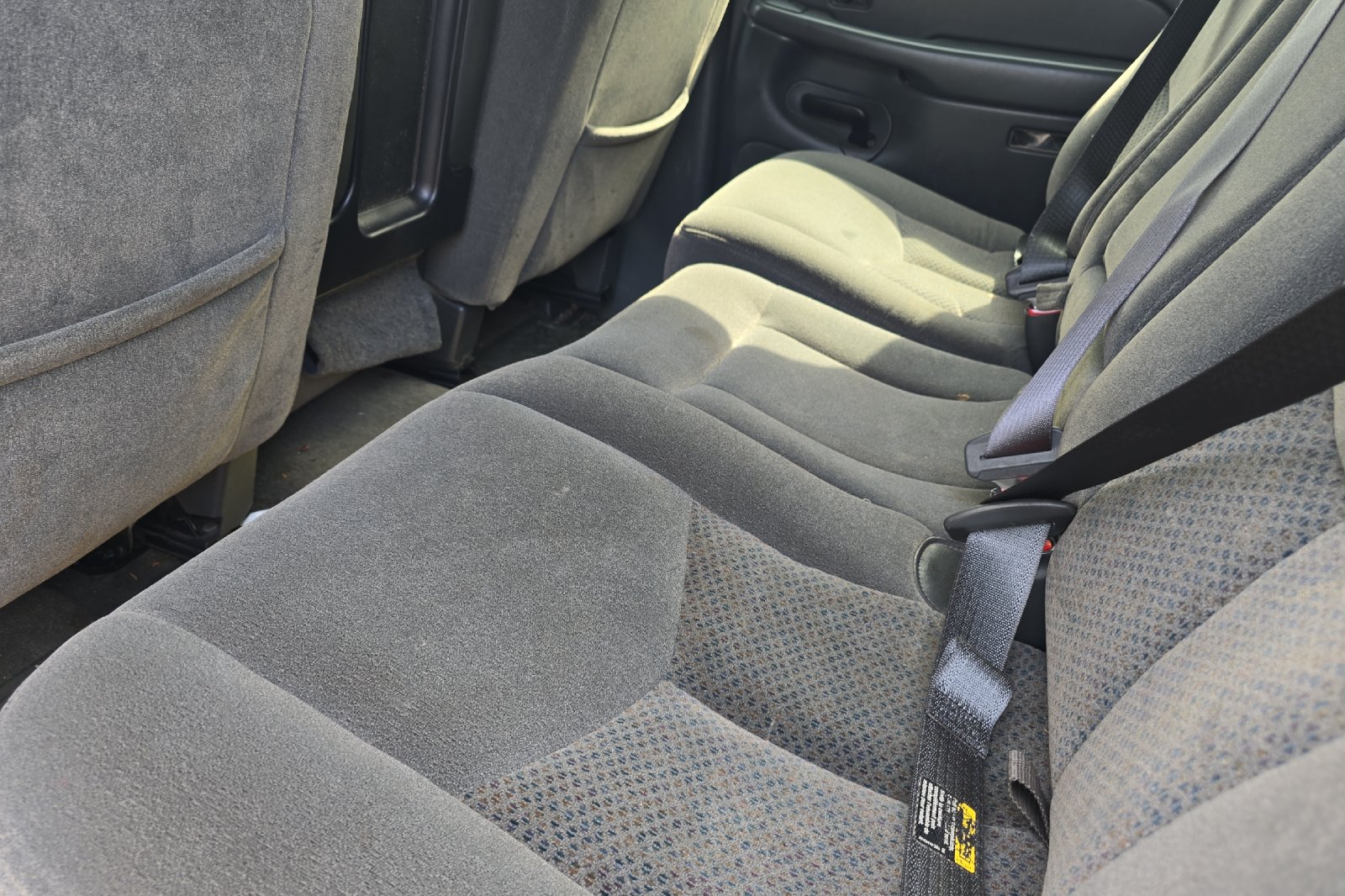 Used 2005 Silver Chevrolet LS image 8